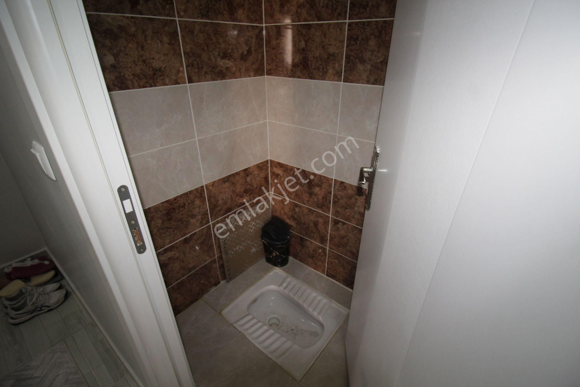 Krc'den Tıp Fakültesi Caddesine Komşu Geniş 4+1 Satılık Daire - Görsel 21