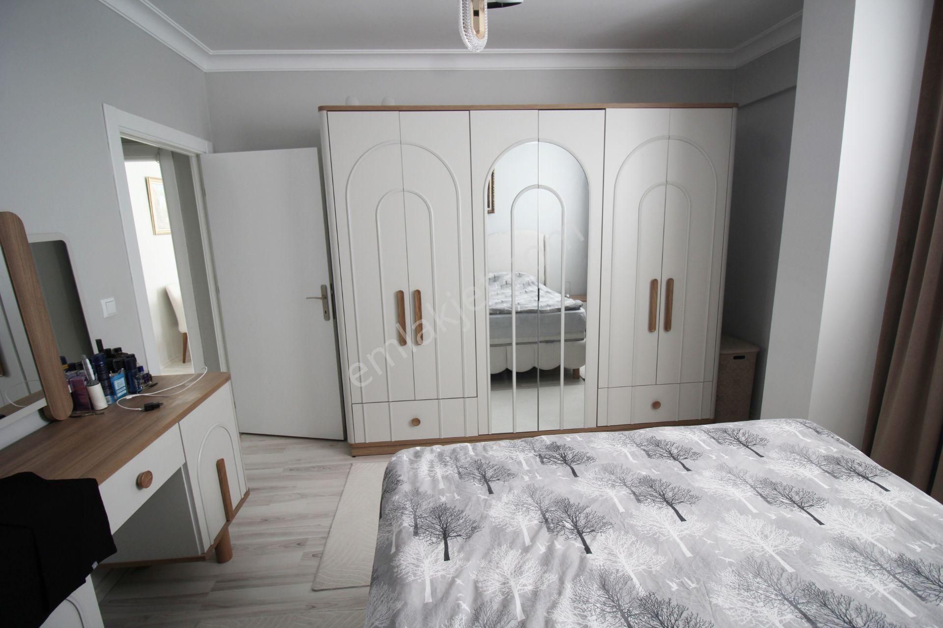 Krc'den Tıp Fakültesi Caddesine Komşu Geniş 4+1 Satılık Daire - Görsel 11