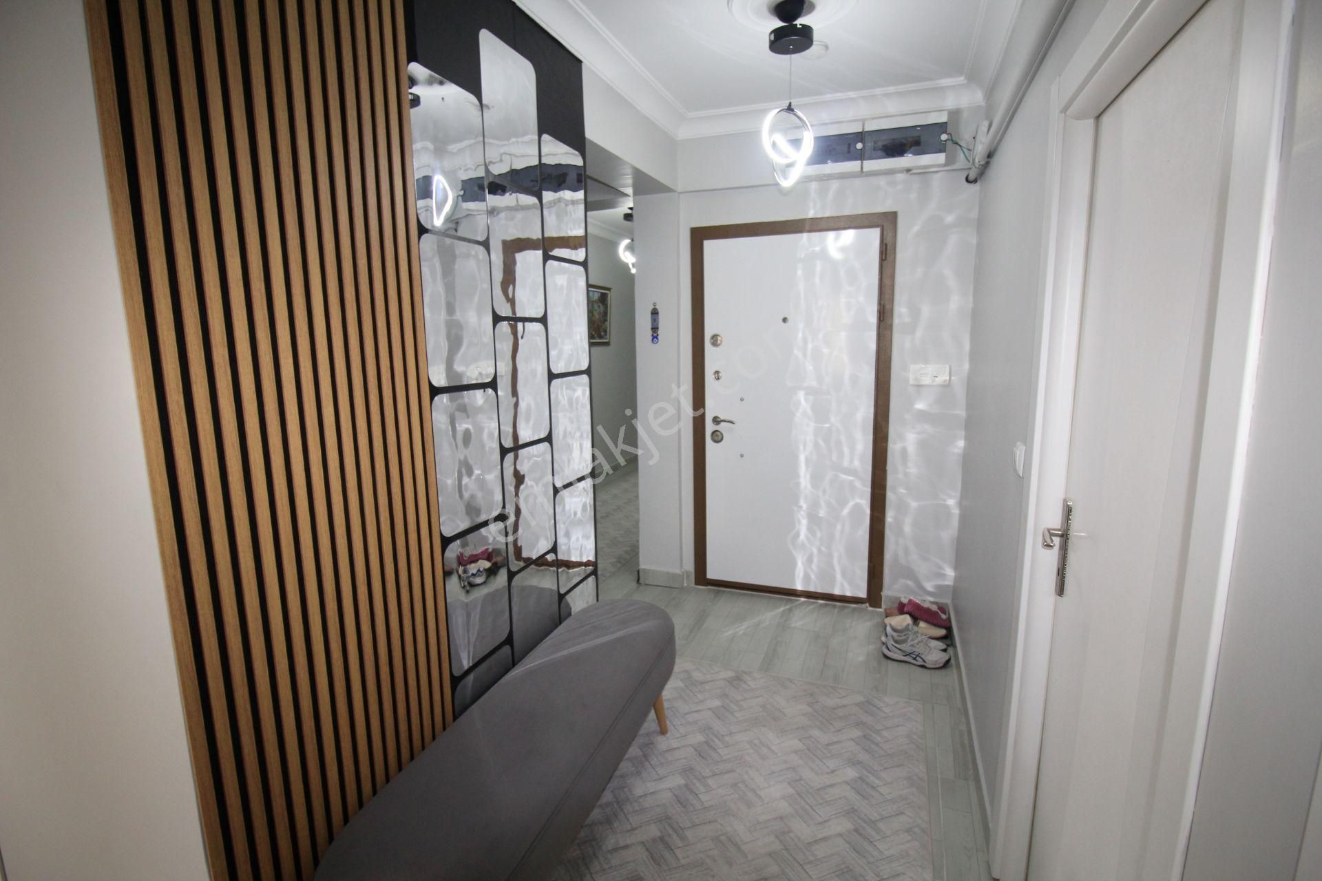 Krc'den Tıp Fakültesi Caddesine Komşu Geniş 4+1 Satılık Daire - Görsel 16