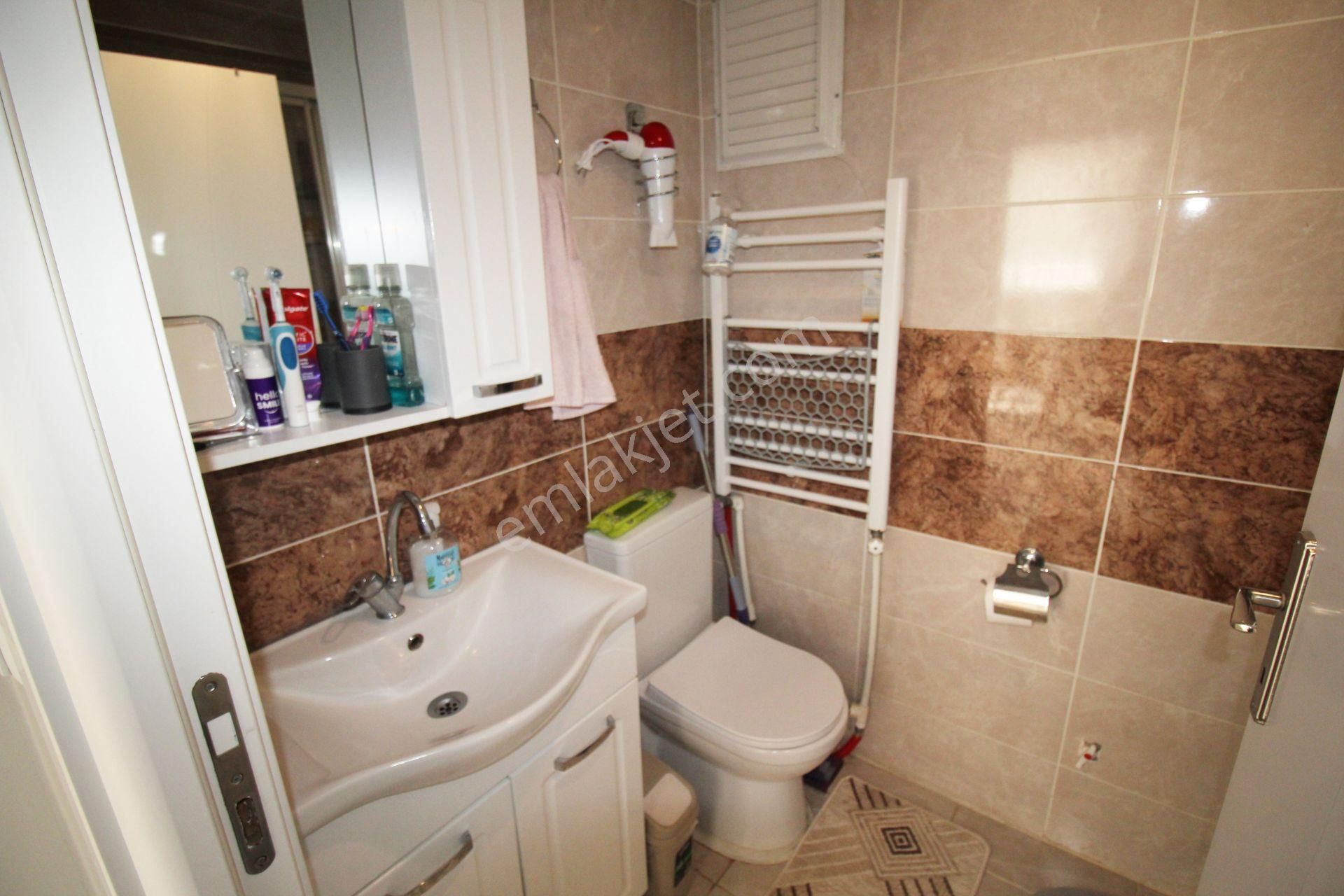 Krc'den Tıp Fakültesi Caddesine Komşu Geniş 4+1 Satılık Daire - Görsel 19