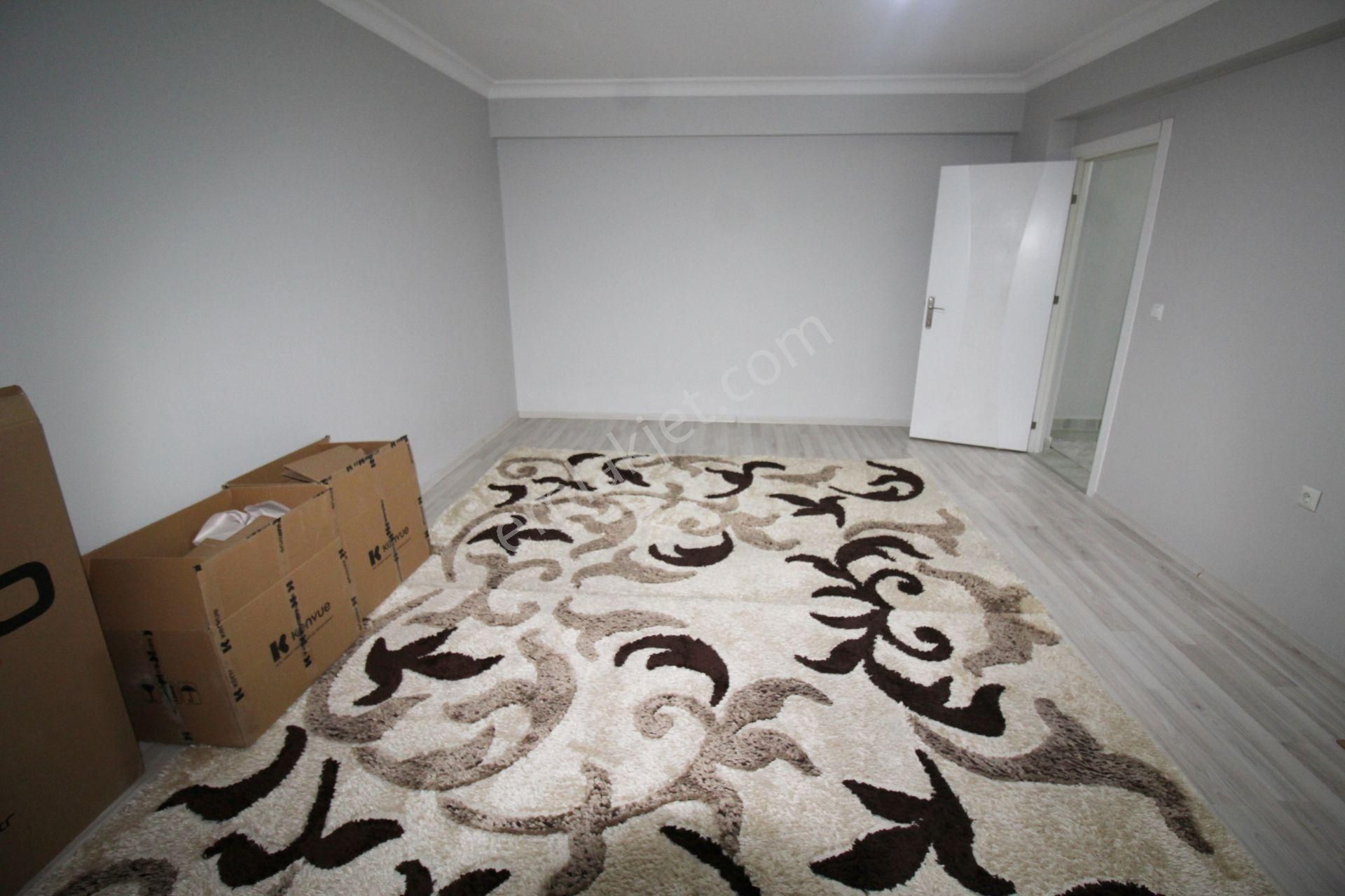 Krc'den Tıp Fakültesi Caddesine Komşu Geniş 4+1 Satılık Daire - Görsel 13