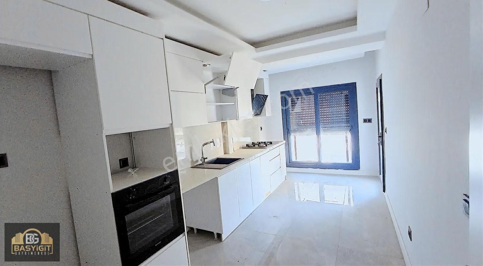 Hürriyet Mh.de Havuz Cepheli 3+1 Lüks Dubleks Daire - Görsel 9