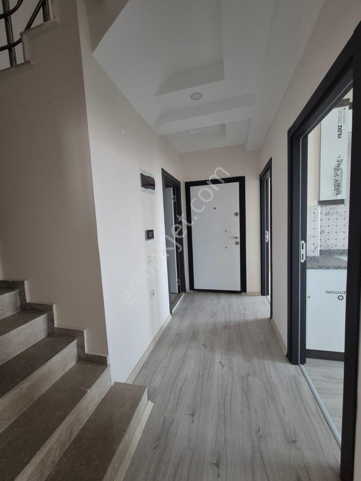 Çamlıbel'de Tramvaya 500m Asansörlü 2(mutfak-banyo-kapı)dubleks - Görsel 15