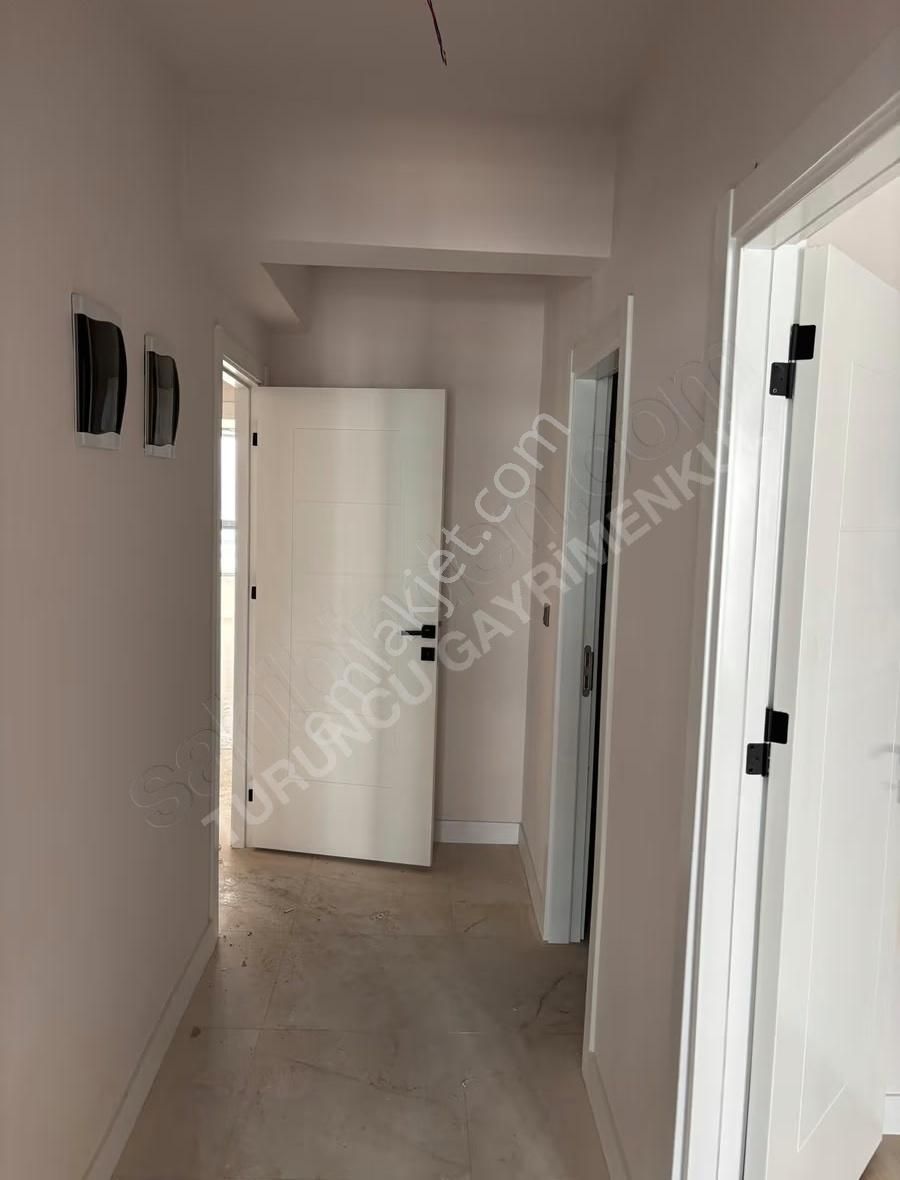 Meram'da Sıfır 4+1 Daire: Hastane Yanı, 140m², Krediye Uygun - Görsel 17