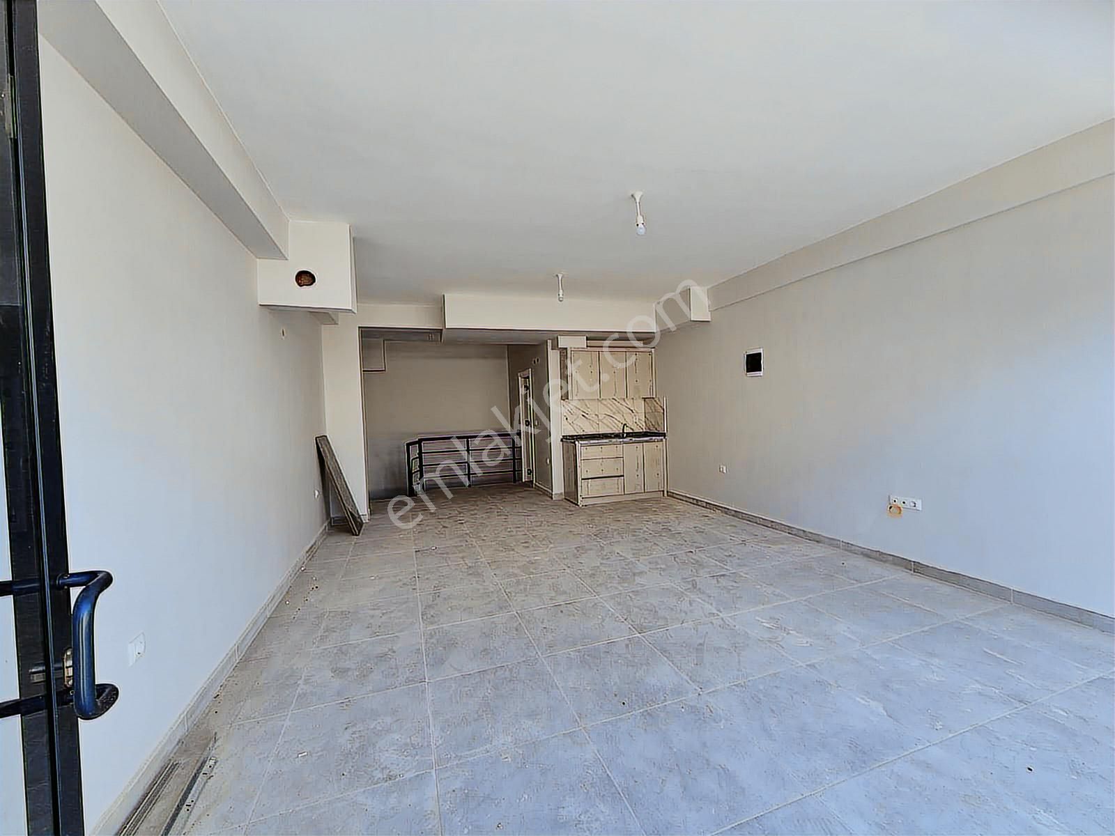 Çamlıbel'de İşlek Yerde Yeni 148 M2 Her İşe Uygun Dükkan - Görsel 11