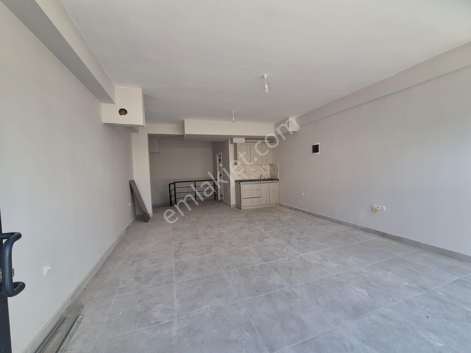 Çamlıbel'de İşlek Yerde Yeni 148 M2 Her İşe Uygun Dükkan - Görsel 14