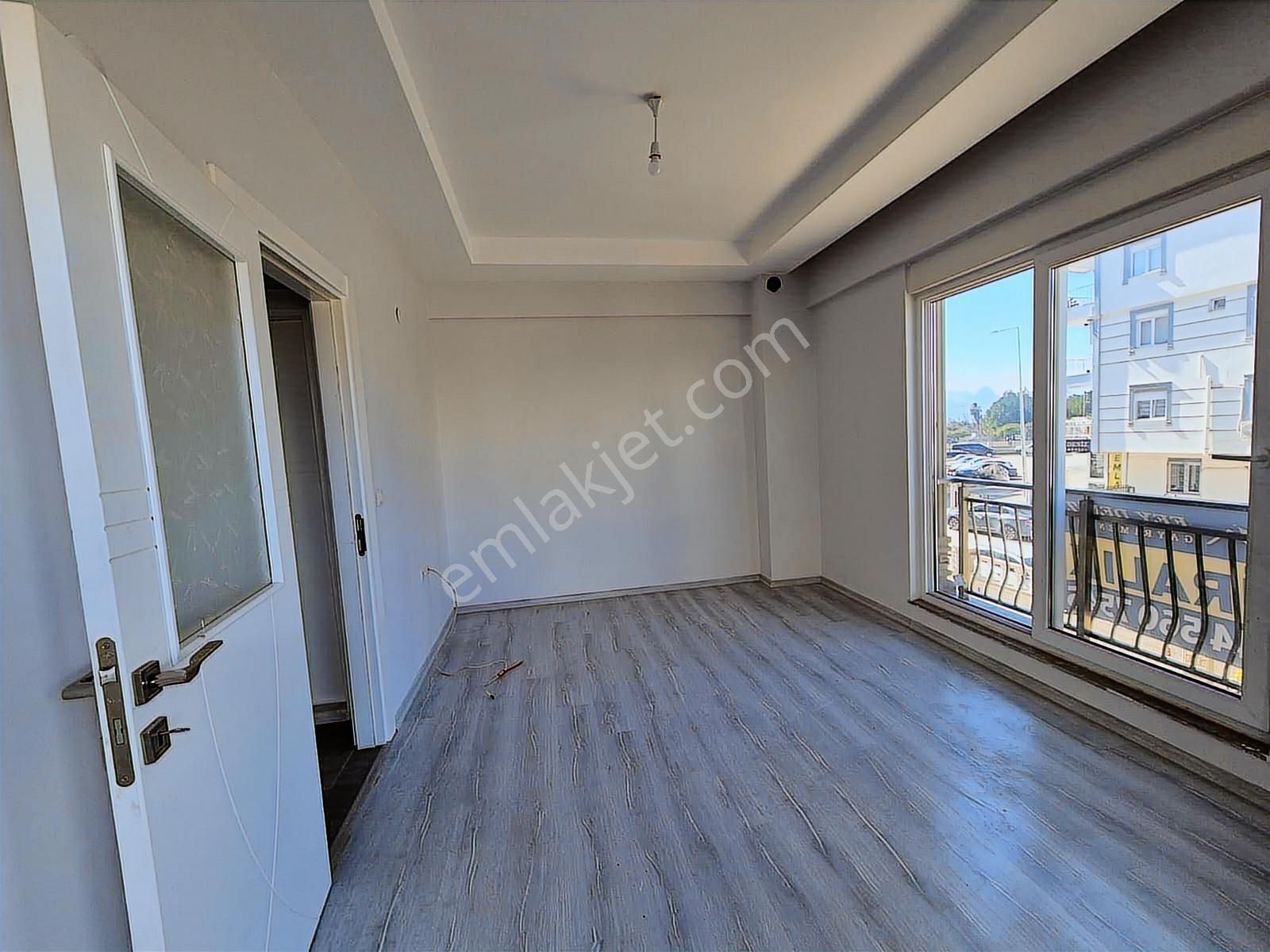 Çamlıbel'de Asansörlü Tramvaya 150m*şehir Hast 3km 2+1 Daire - Görsel 11