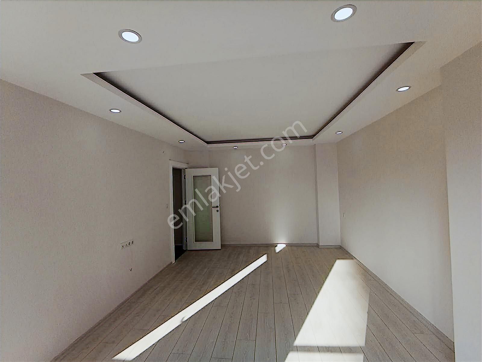 Erenköy'de Ayrı Mutfaklı Sıfır Katta 2+1 Daire - Görsel 4