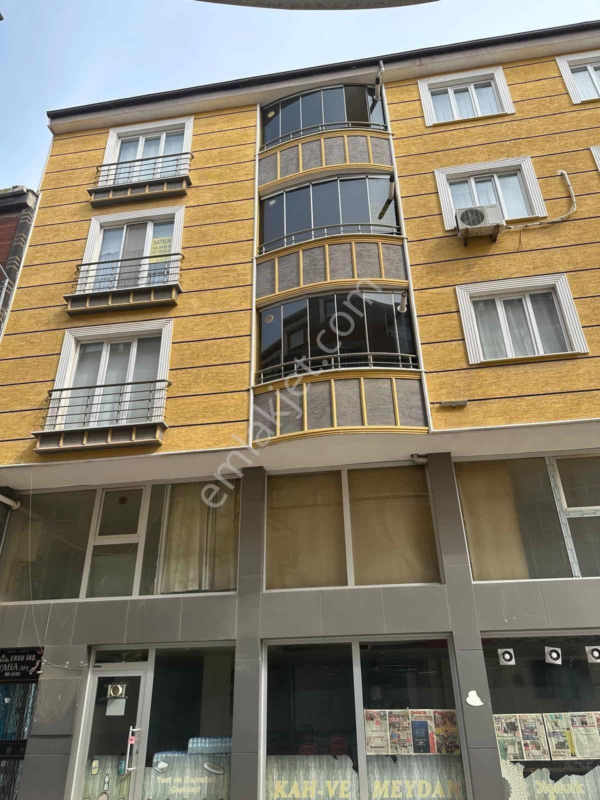 Karacabey Sığır Önünde Satılık Ara Kat Bakımlı Daire