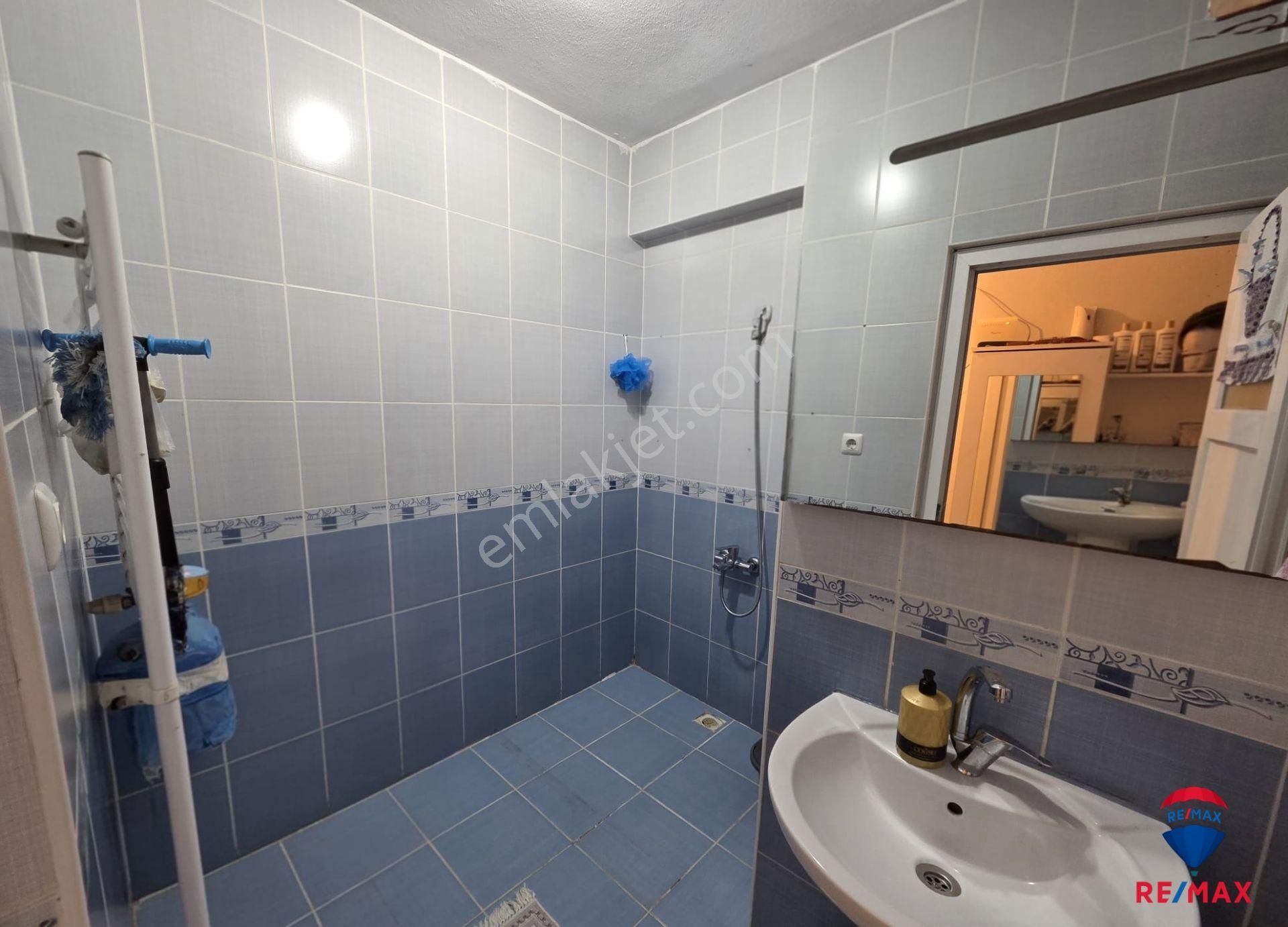 Bağcılar Göztepe Mah. Satılık 2+1 Göztepe Metroya Yakın - Görsel 12