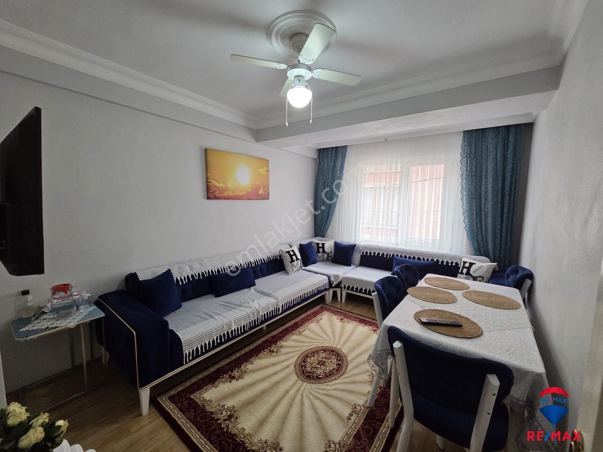 Bağcılar Göztepe Mah. Satılık 2+1 Göztepe Metroya Yakın