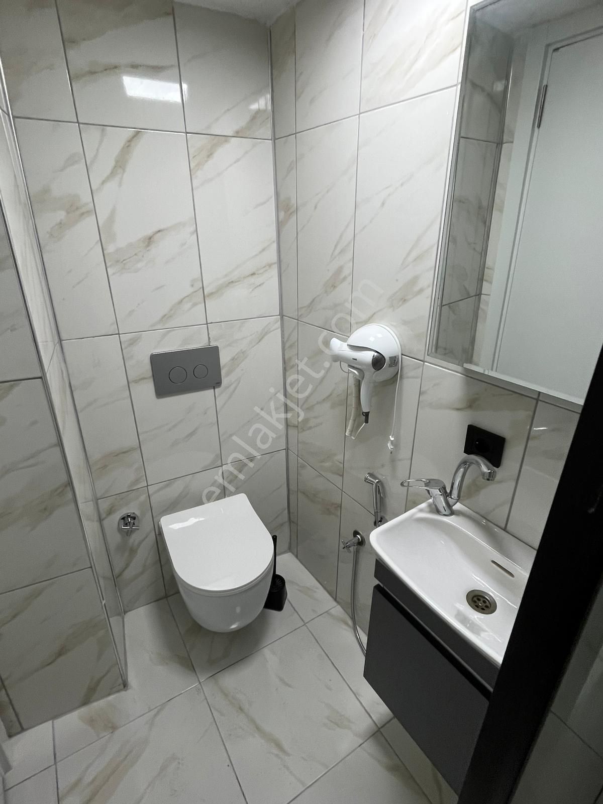 Satlık Bina Otel Pansiyon Ruhsatlı Deniz Mansaralı Fatihde Kelepir Fiyata - Görsel 8