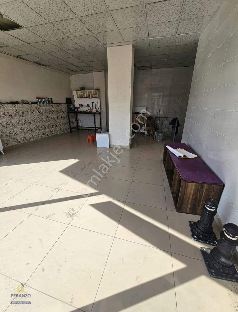 Esenyurt Kıraçta Yunus Emre Caddesinde Depolu Dükkan - Görsel 18