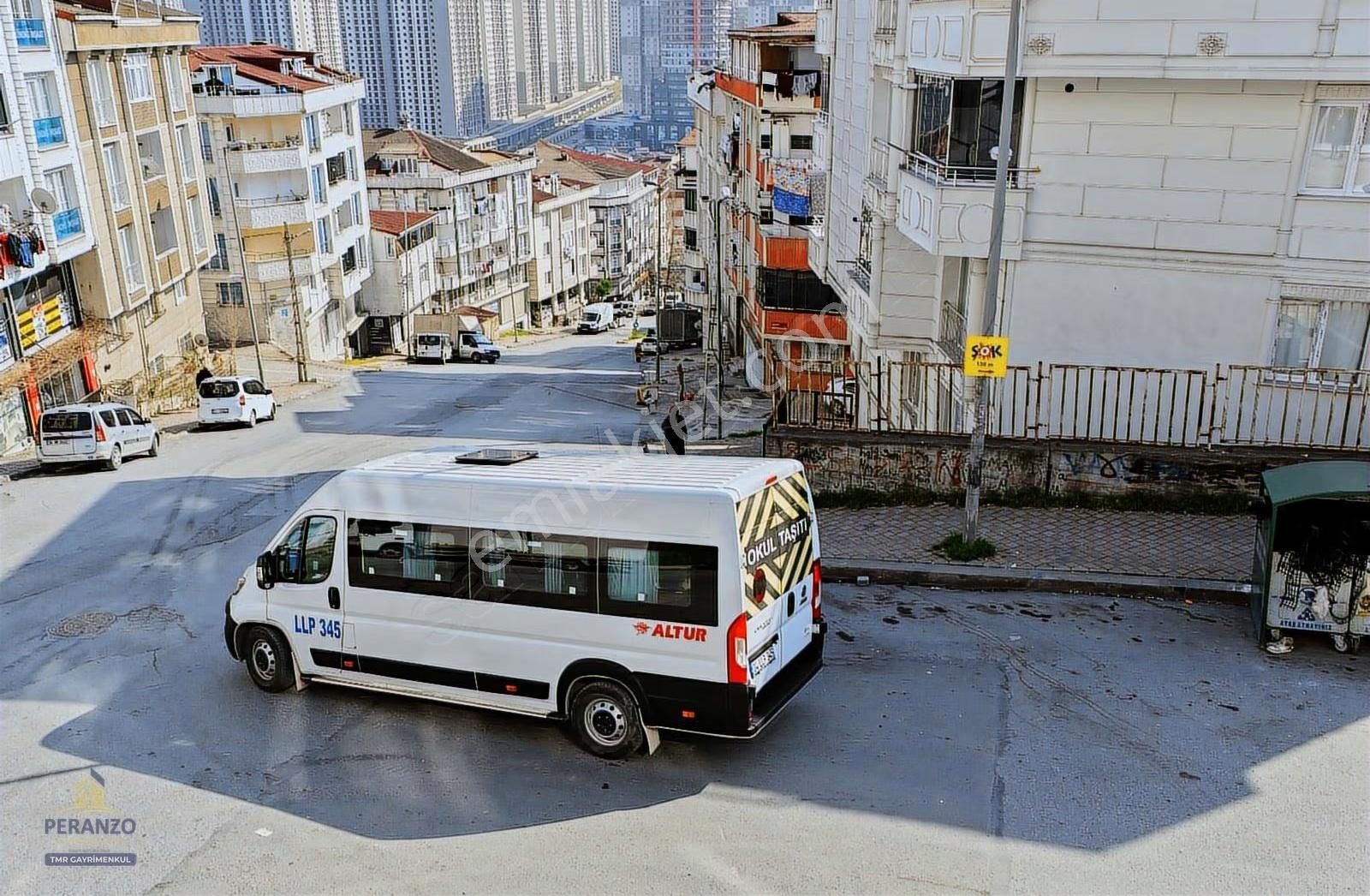 Esenyurt Kıraçta Yunus Emre Caddesinde Depolu Dükkan - Görsel 5