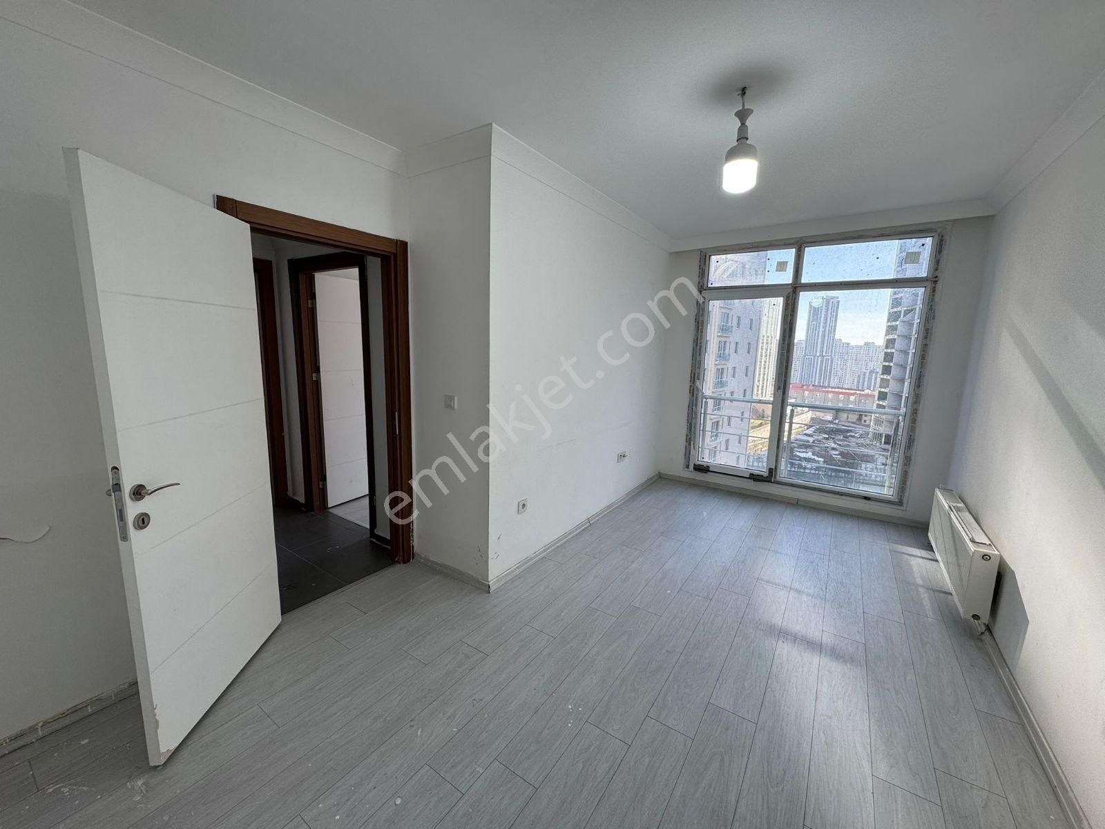 Kiralık 2+1 Site İçi