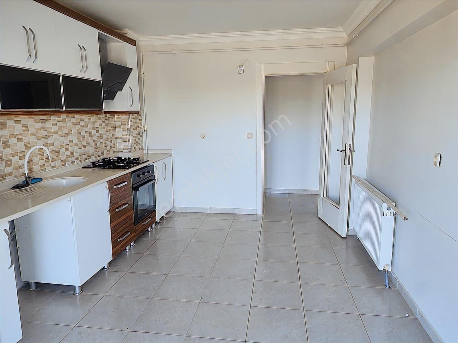 111'den Sitesi Güzel Kullanışlı 3+1 Kiralık Daire - Görsel 32