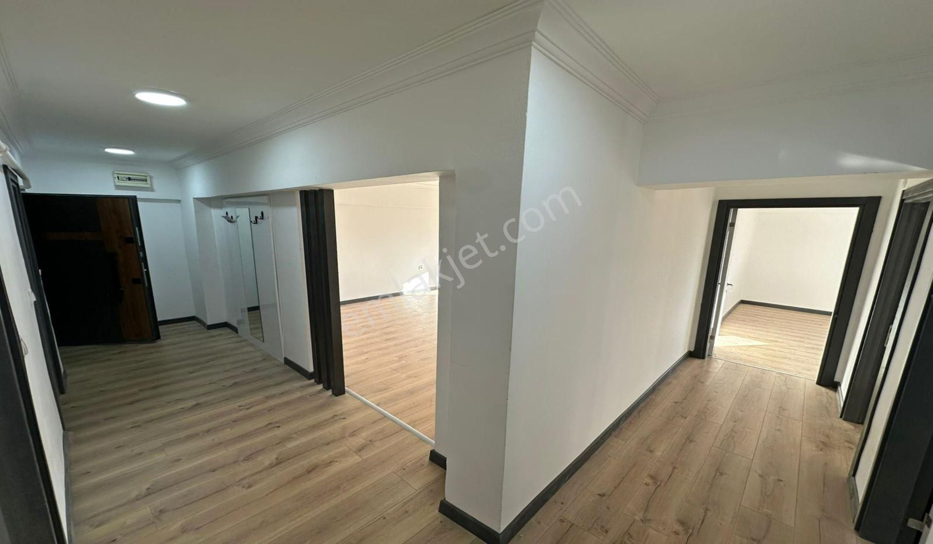 Bademlikde 3+1 Kat Konumunda Full Yapılı Park Manzarlı Masrafsız - Görsel 21