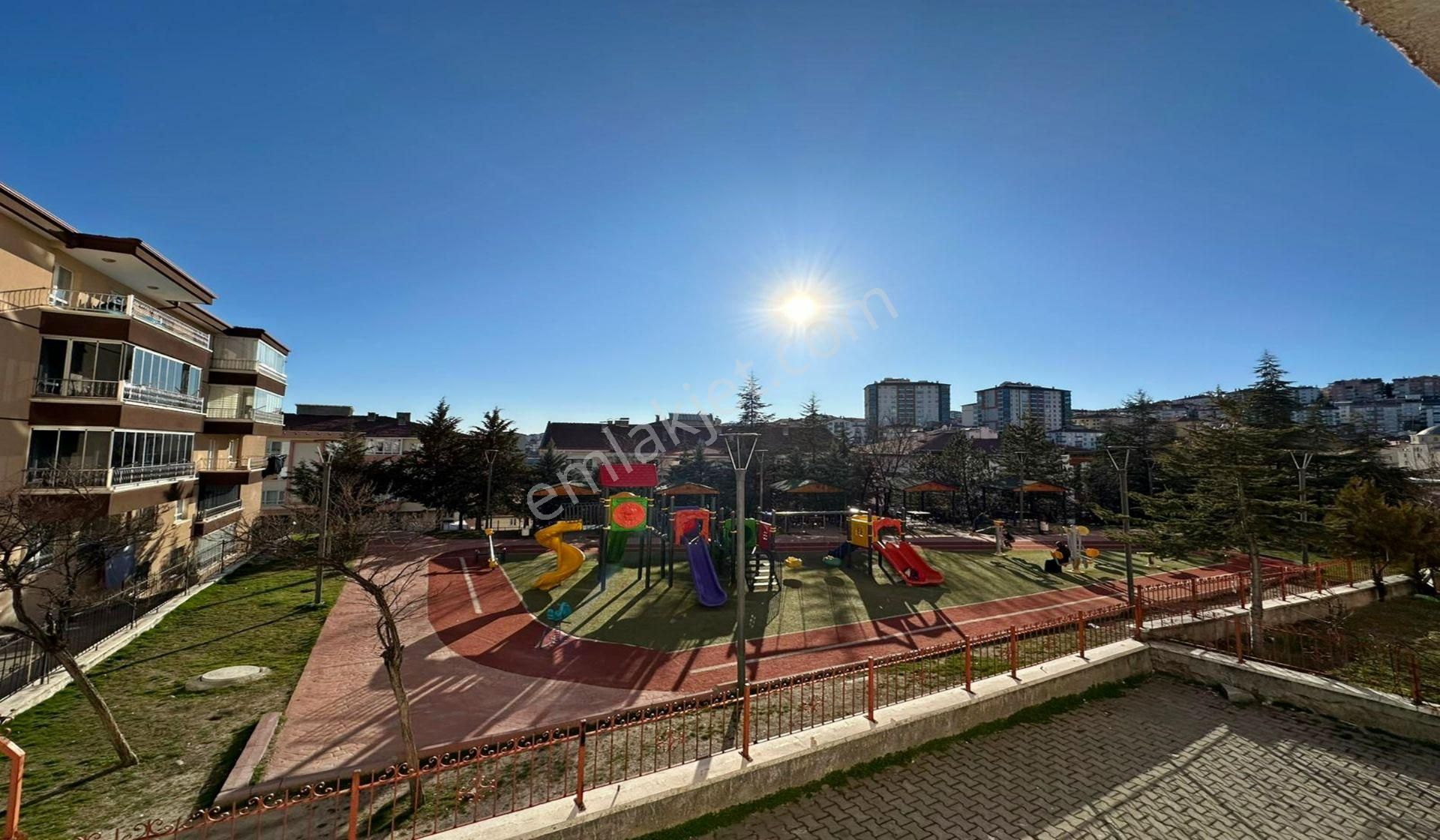 Bademlikde 3+1 Kat Konumunda Full Yapılı Park Manzarlı Masrafsız - Görsel 27