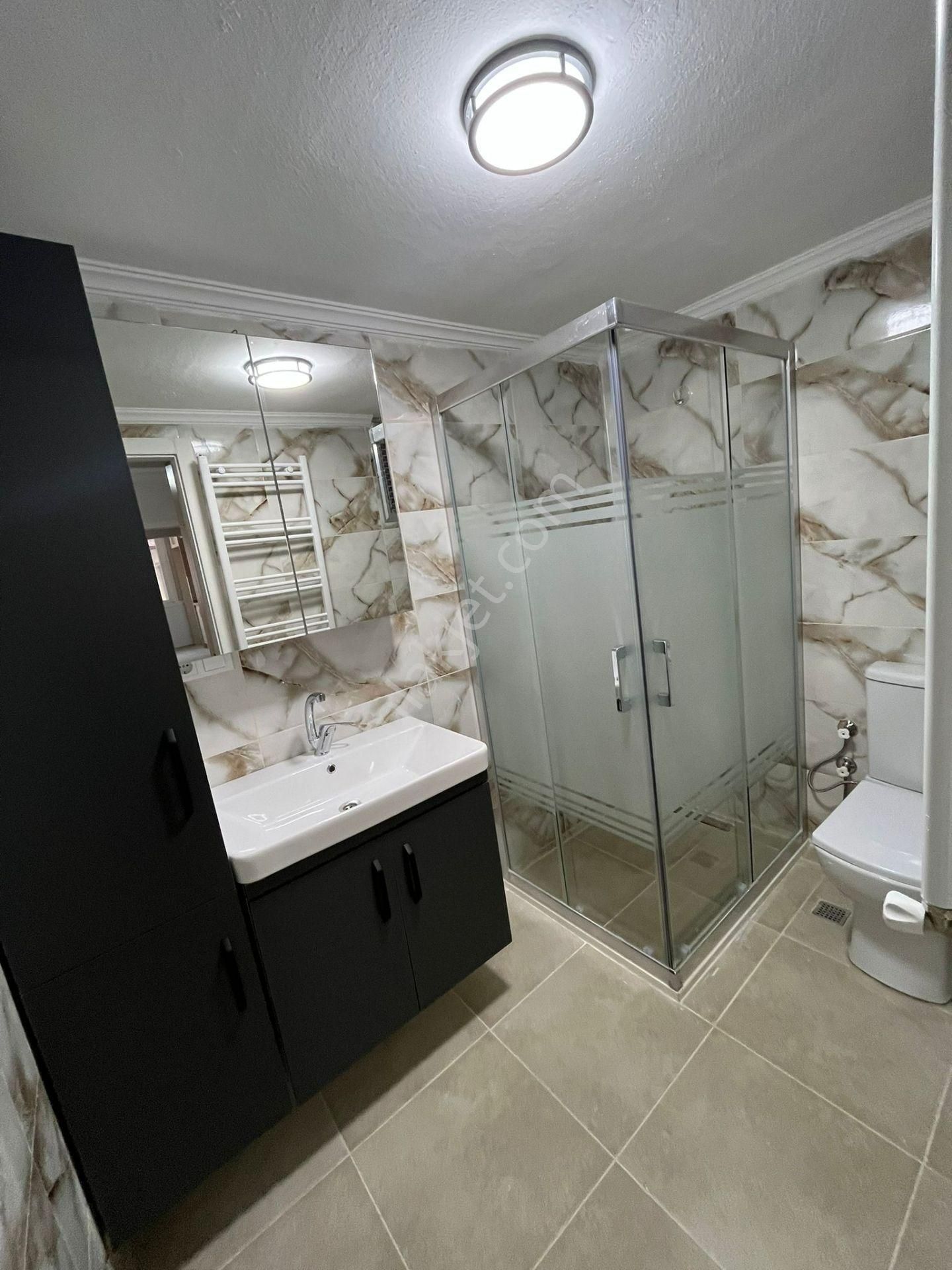 Menderes Mahallesinde Kiralık 3+1 Daire (120m² Net) - Görsel 17