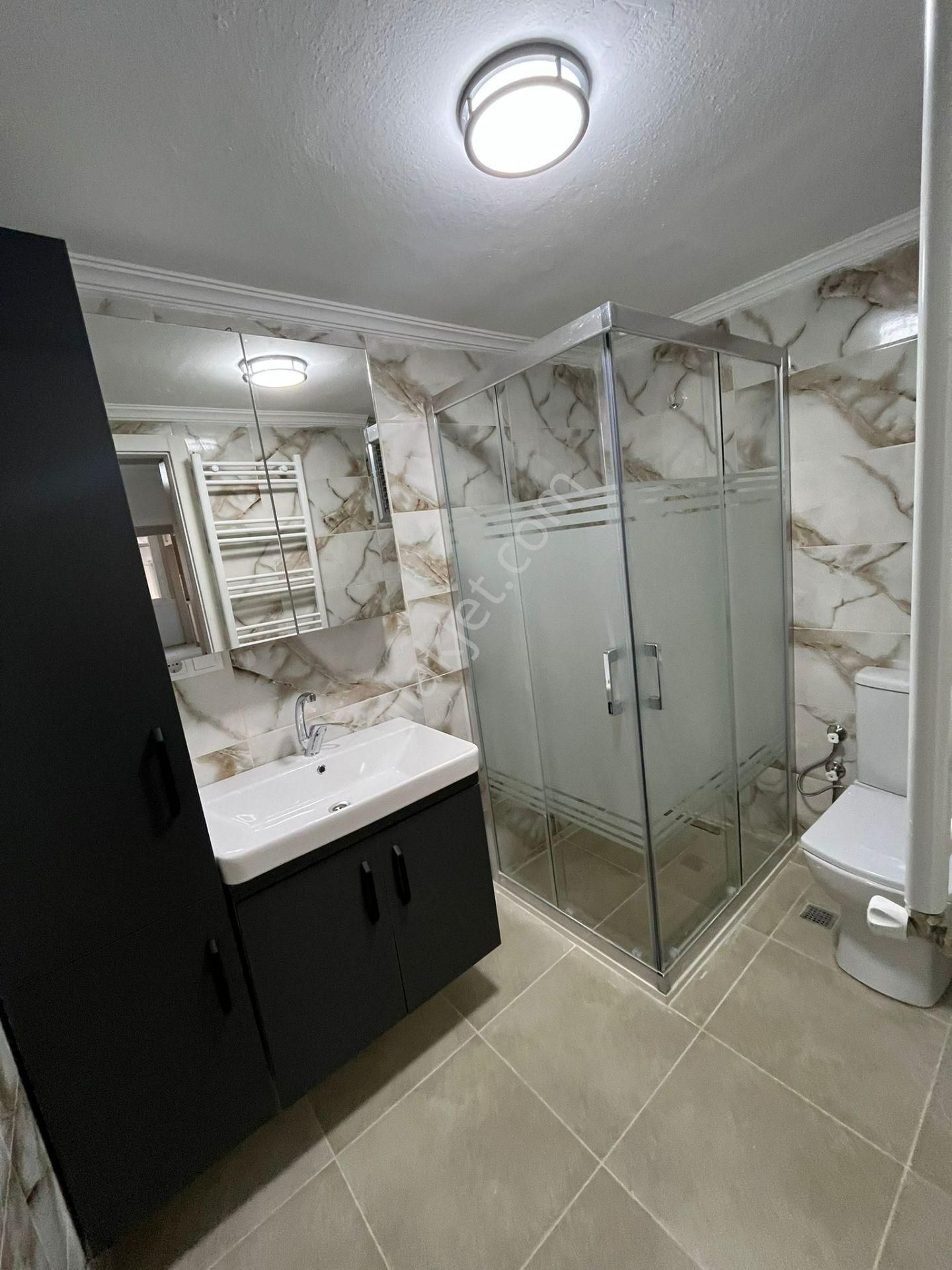 Menderes Mahallesinde Kiralık 3+1 Daire (120m² Net) - Görsel 16