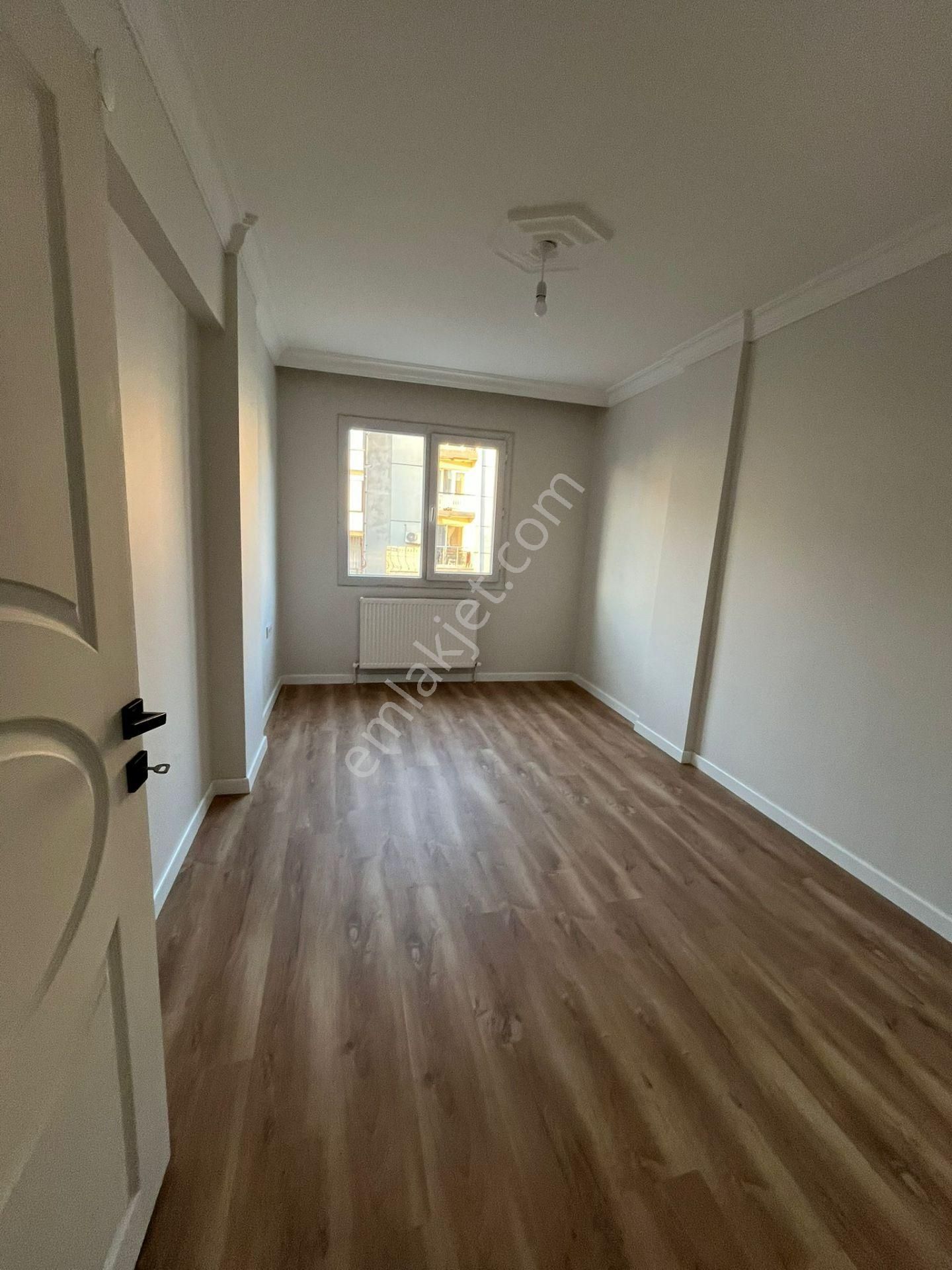 Menderes Mahallesinde Kiralık 3+1 Daire (120m² Net) - Görsel 8