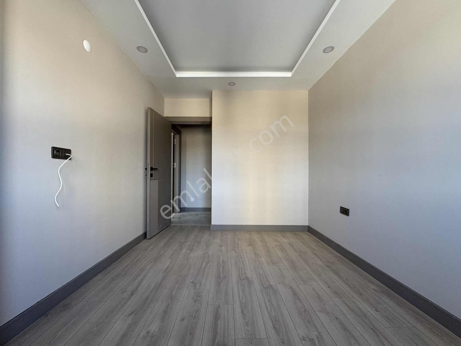 Uğur Kurtulmuş'tan 40'lık Yola 2. Parselde Satılık Arakat 1+1 - Görsel 9