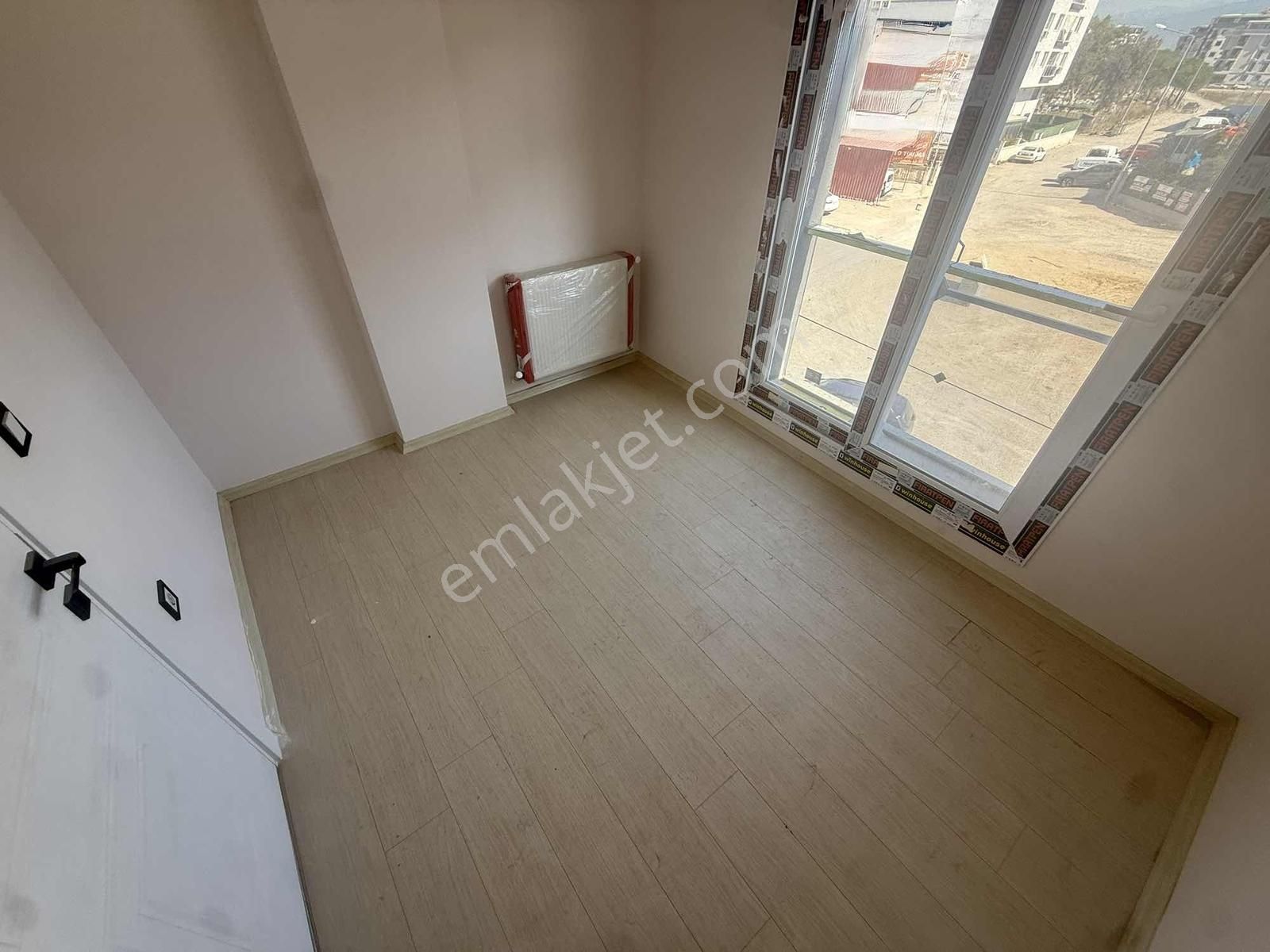Seyrekte Park Cepheli Kombi Ankastreli 1+1 Satılık Daire - Görsel 14