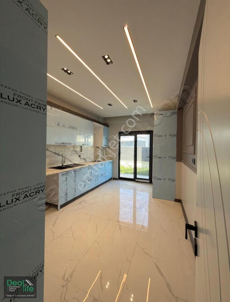 Deallife'dan Sarımeşe'de Müstakil Bahçeli,havuzlu Lüks 4+1 Villa - Görsel 15