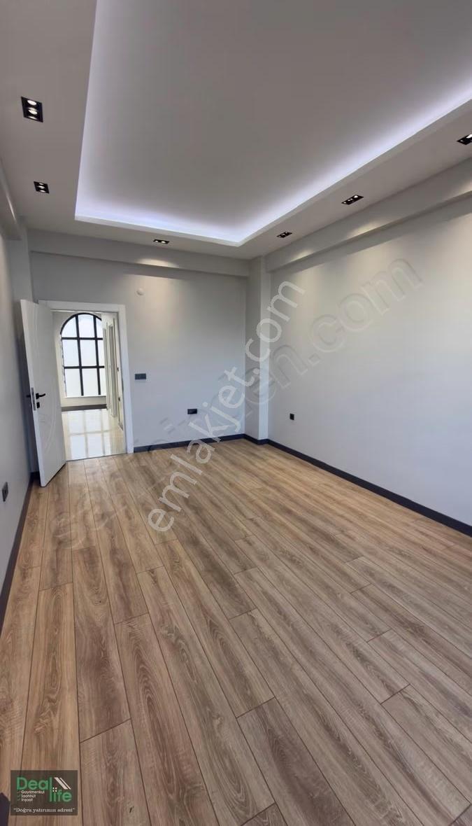Deallife'dan Sarımeşe'de Müstakil Bahçeli,havuzlu Lüks 4+1 Villa - Görsel 13