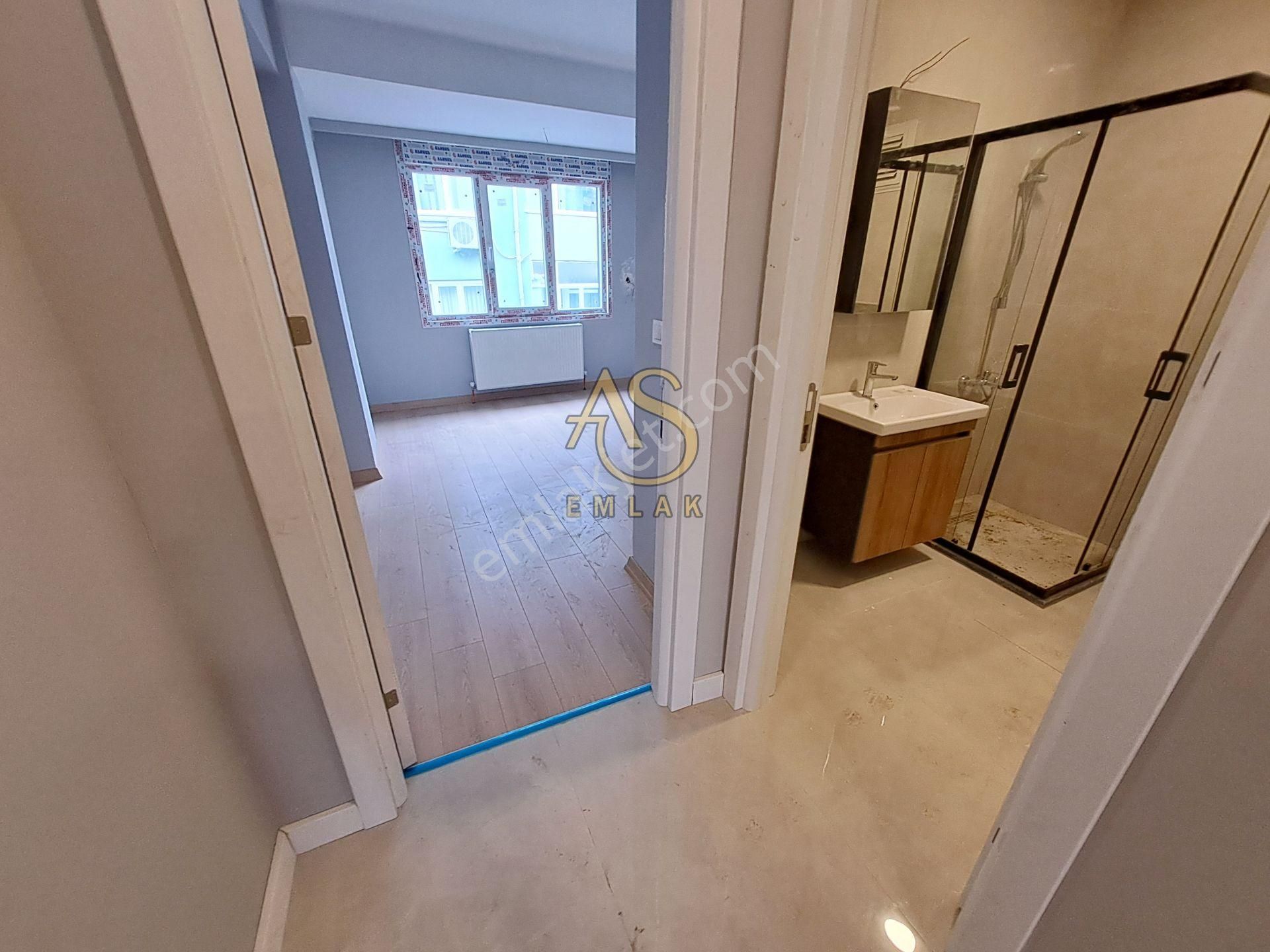 As Emlaktan 1+1 Yeni Binada Bağlarbaşı Metroya Yakın 3.kat Daire - Görsel 8