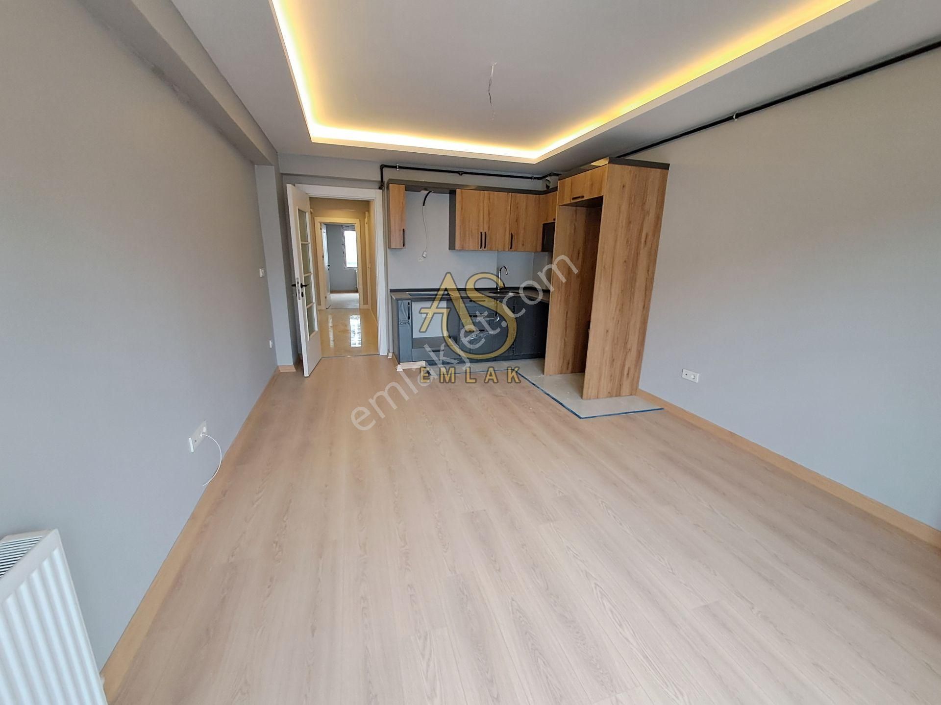As Emlaktan 1+1 Yeni Binada Bağlarbaşı Metroya Yakın 3.kat Daire - Görsel 4