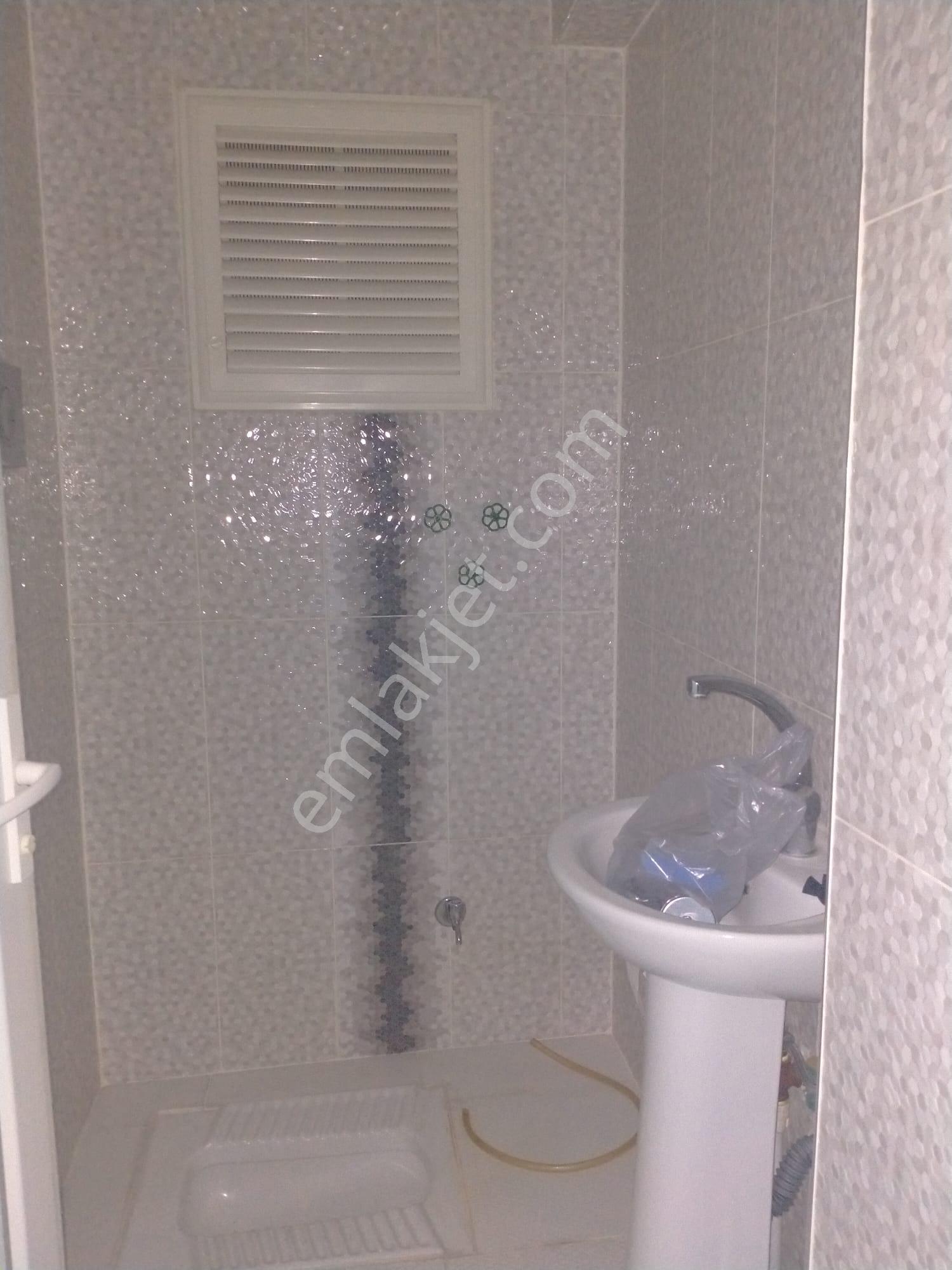 Salihli Berkay Emlaktan Eskicami Mah Kiralık 2+1 Doğalgaz Isıtmalı Daire - Görsel 16