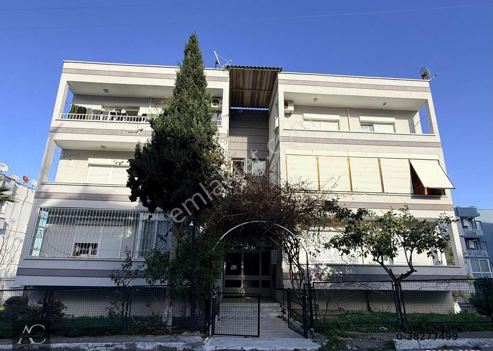 Aclass'dan Merkezı Konumda-sahıle Yakın-kısmi Manzaralı-doğalgazlı-masrafsız Acıl Satılık 3+1 - Görsel 2