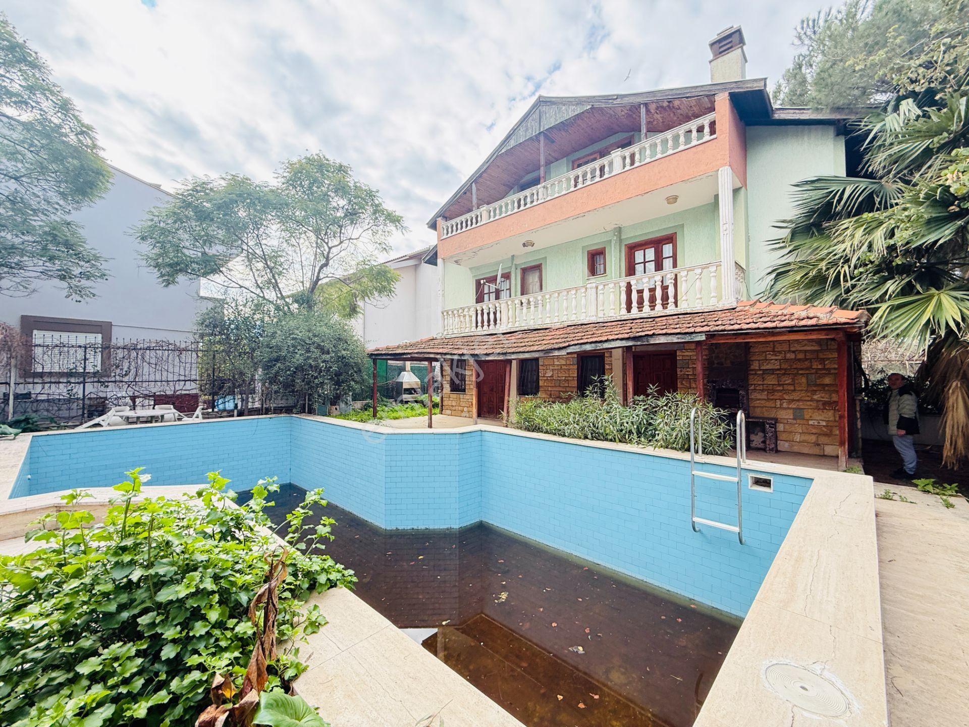 Sahilevlerinde Denize Yakın Satılık Havuzlu Müstakil 5+1 Villa - Görsel 26