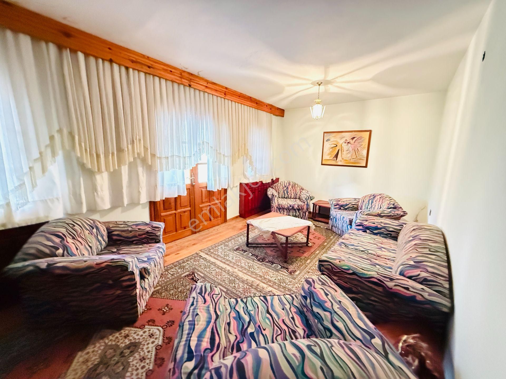 Sahilevlerinde Denize Yakın Satılık Havuzlu Müstakil 5+1 Villa - Görsel 9