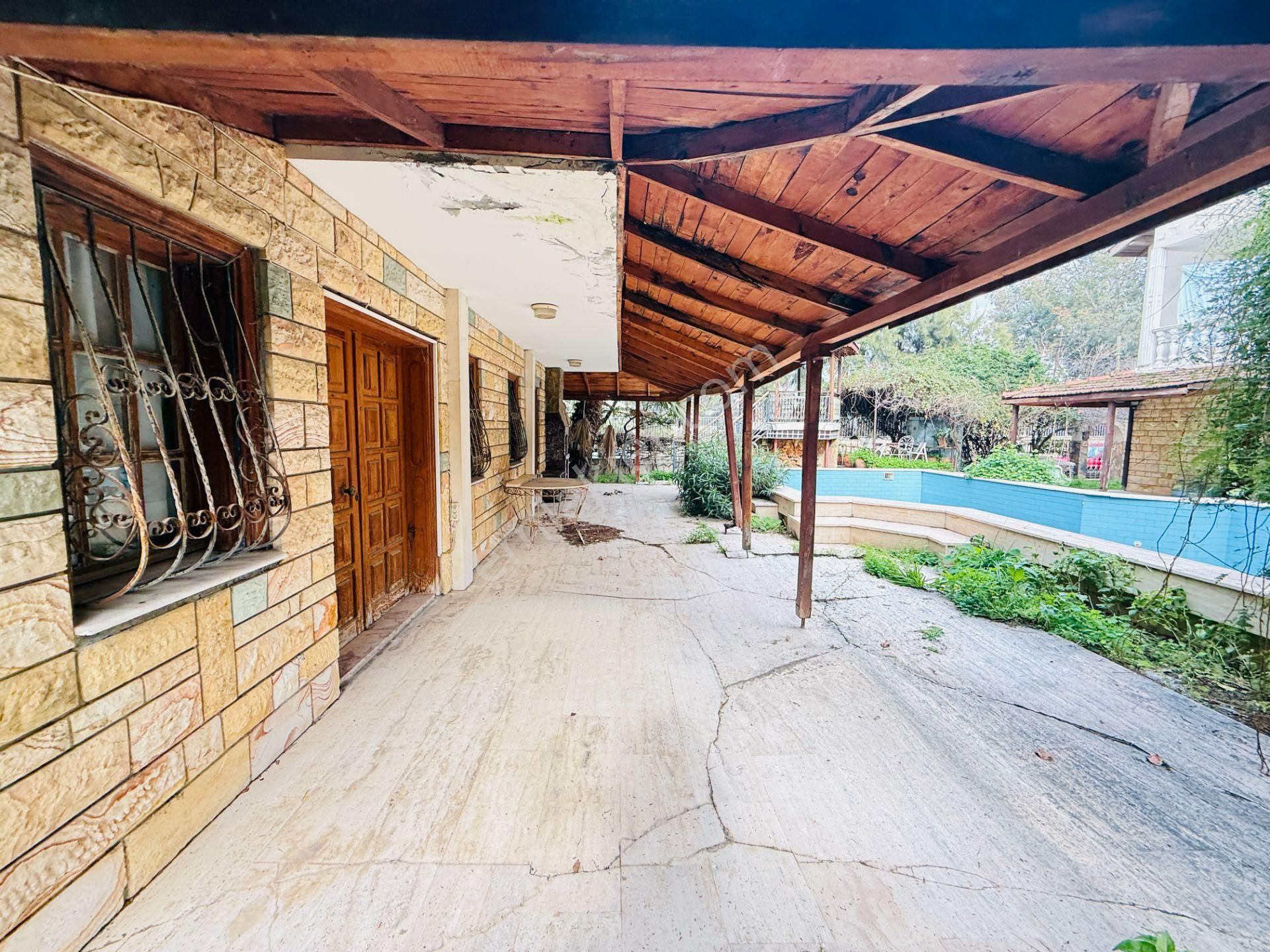 Sahilevlerinde Denize Yakın Satılık Havuzlu Müstakil 5+1 Villa - Görsel 28