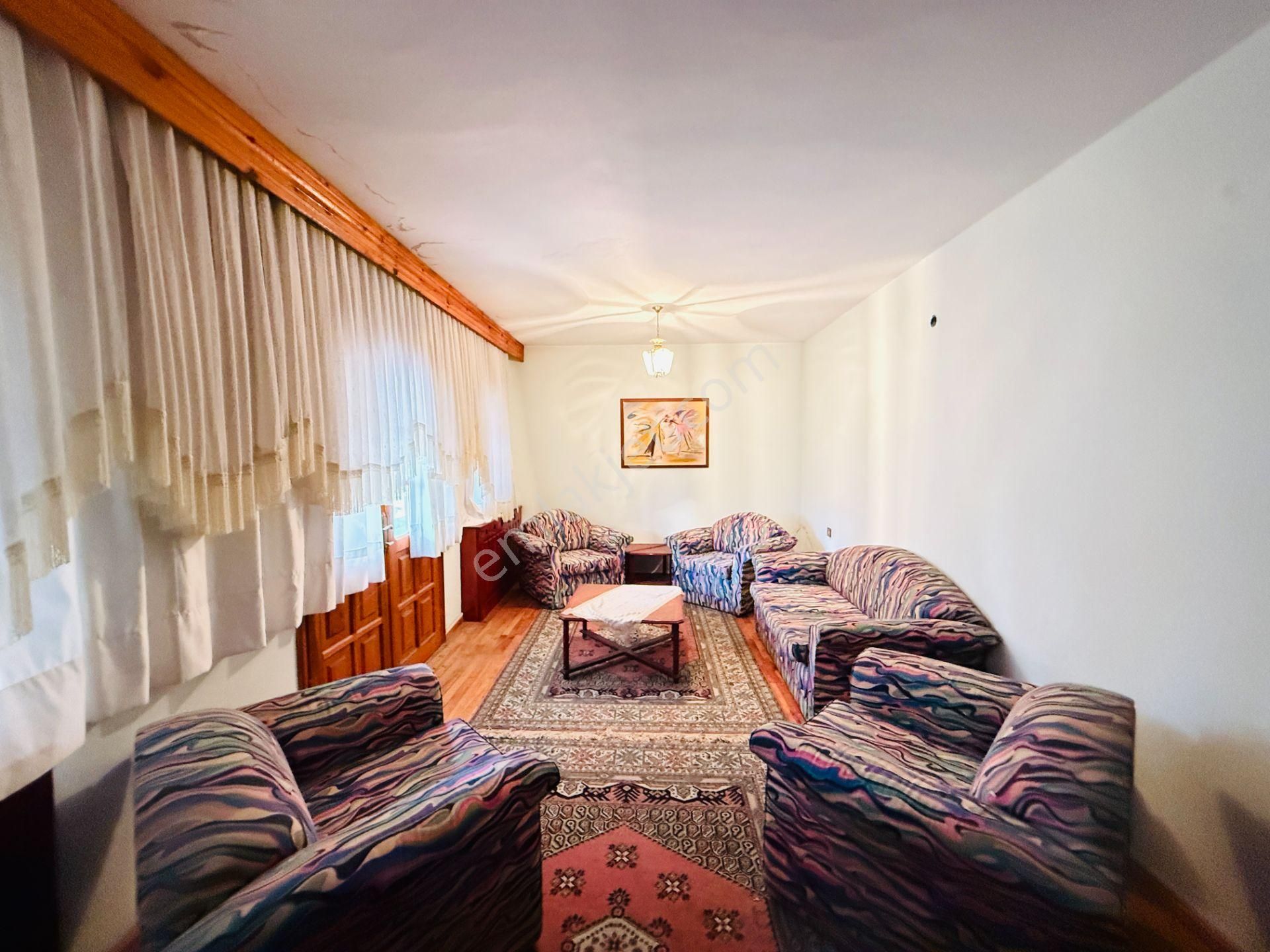 Sahilevlerinde Denize Yakın Satılık Havuzlu Müstakil 5+1 Villa - Görsel 10