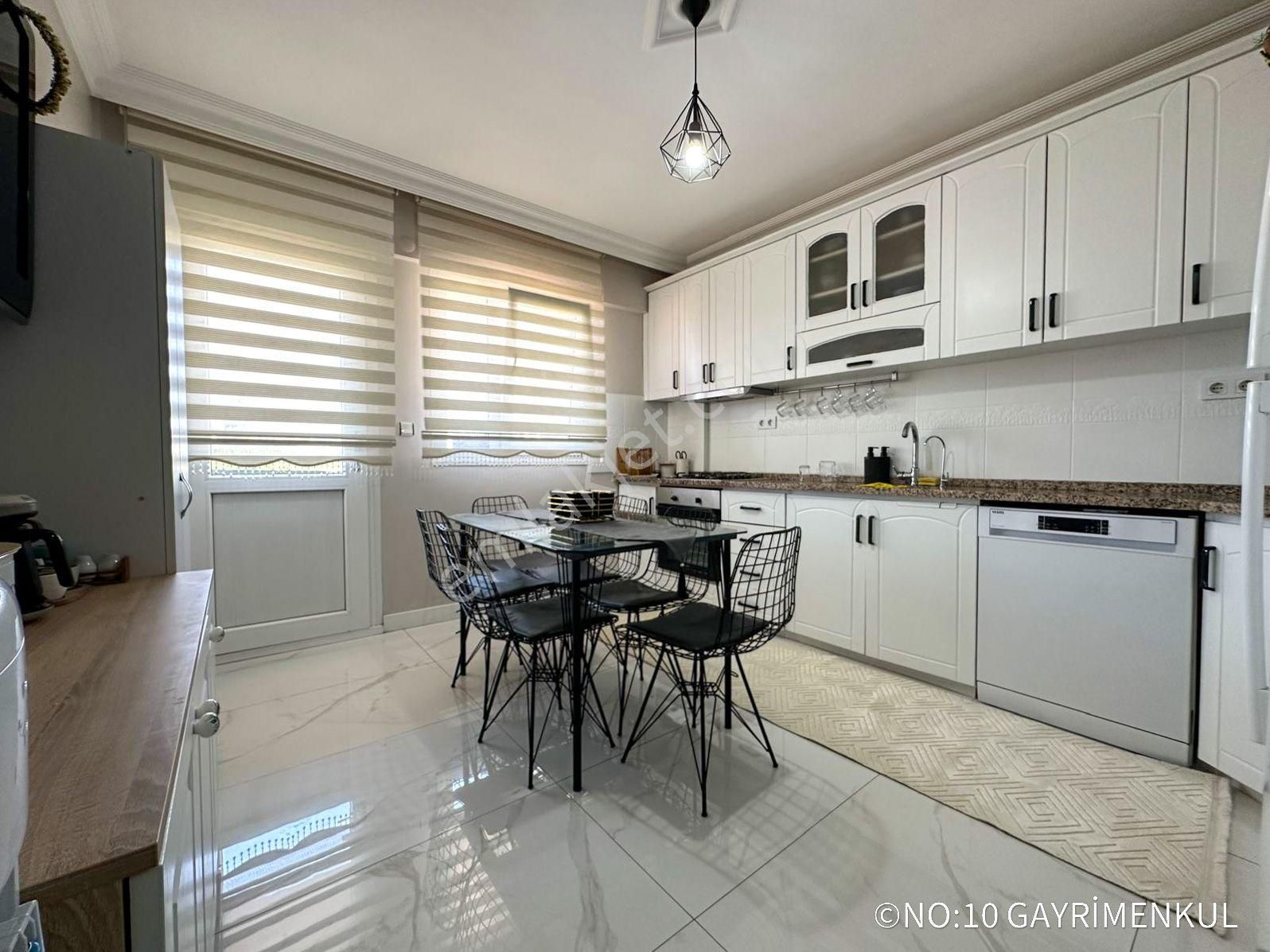 No:10 Gayrimenkul’den | Sahile Yakın | Müstakil Binada | 142 M² Net | Yeni Tadilatlı | Çift Banyolu - Görsel 6