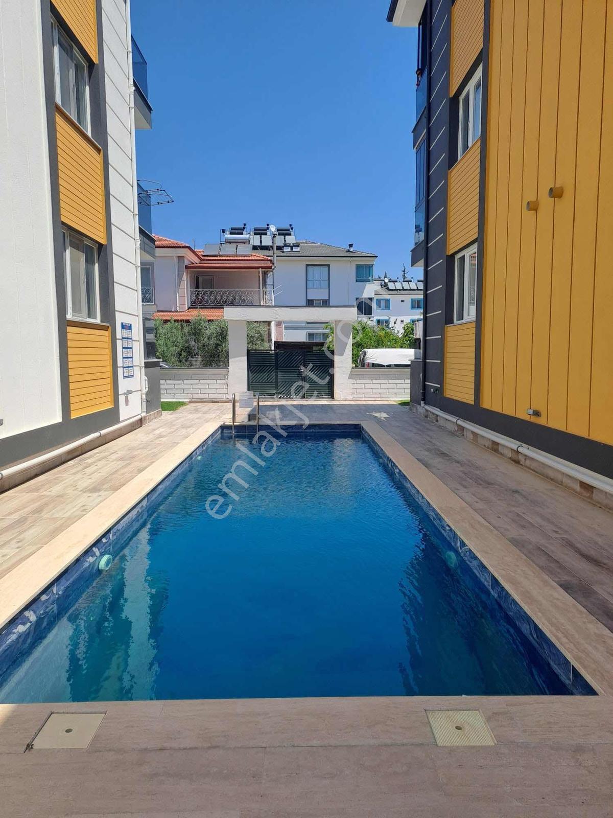 Lavınıa'dan Hastane Yakını Havuzlu Eşyalı Kiralık 2+1 Daire - Görsel 8