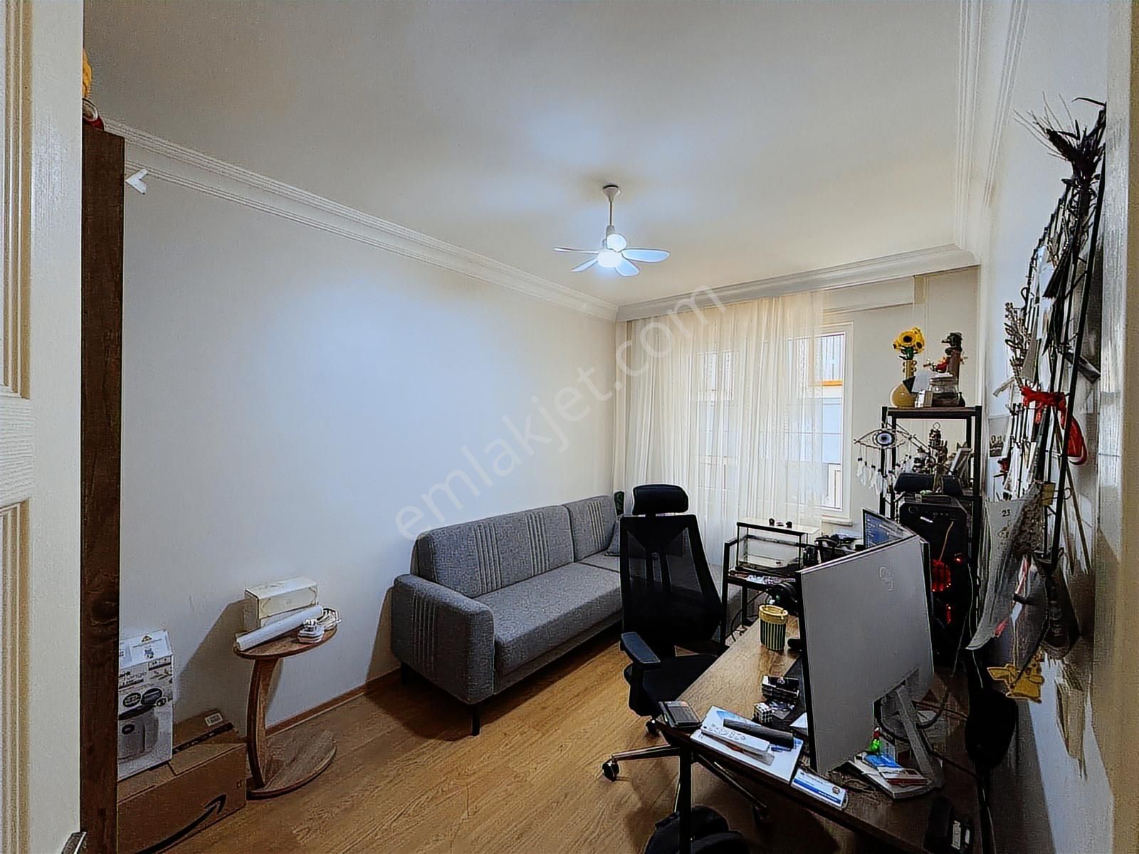 Çekmeköy Merkez Mahallesinde Butik Sitede Satılık 2+1 Daire - Görsel 8