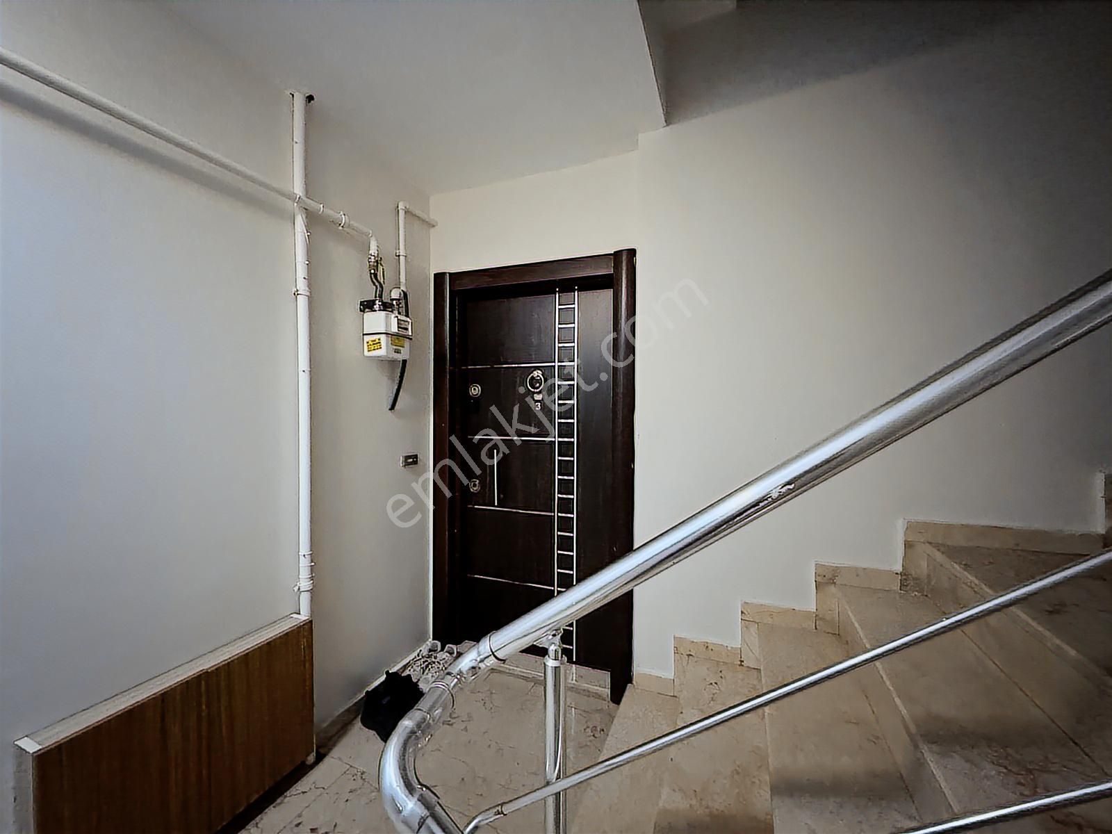 Çekmeköy Merkez Mahallesinde Butik Sitede Satılık 2+1 Daire - Görsel 24