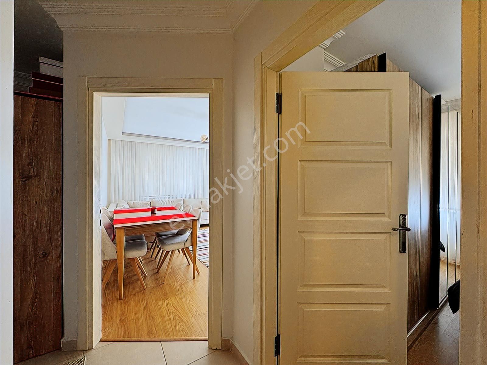 Çekmeköy Merkez Mahallesinde Butik Sitede Satılık 2+1 Daire - Görsel 28