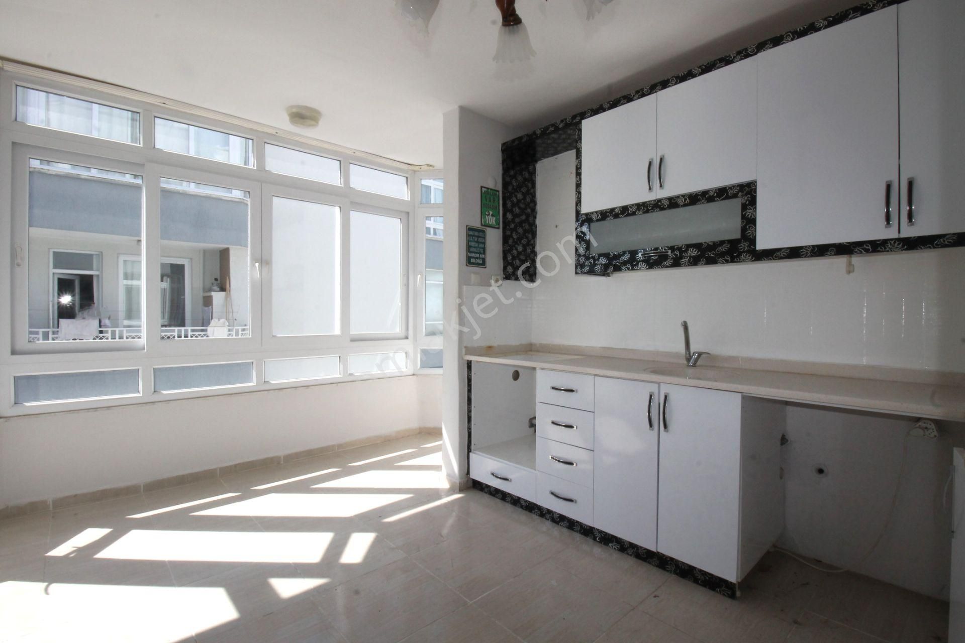 Retro’dan Mezitli Yeni Mh. Mükemmel Lokasyonda Masrafsız 3+1 - Görsel 12