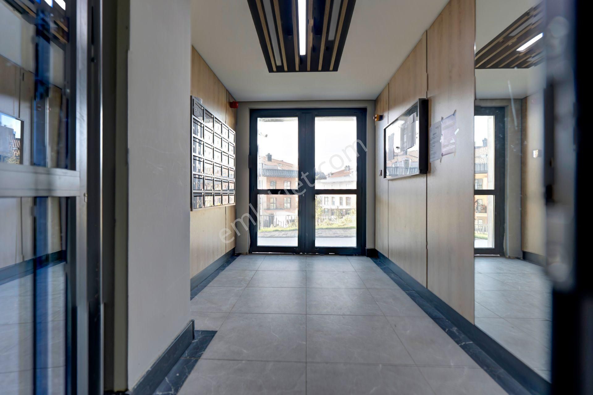 Yeni Çamlıca Konutları 'nda Boğaz Manzaralı Kiralık 2+1 Daire - Görsel 4