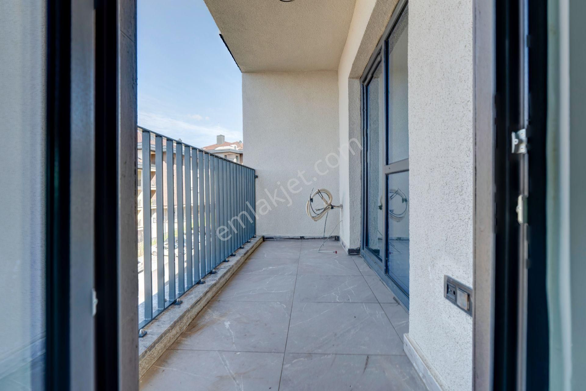 Yeni Çamlıca Konutları 'nda Boğaz Manzaralı Kiralık 2+1 Daire - Görsel 20