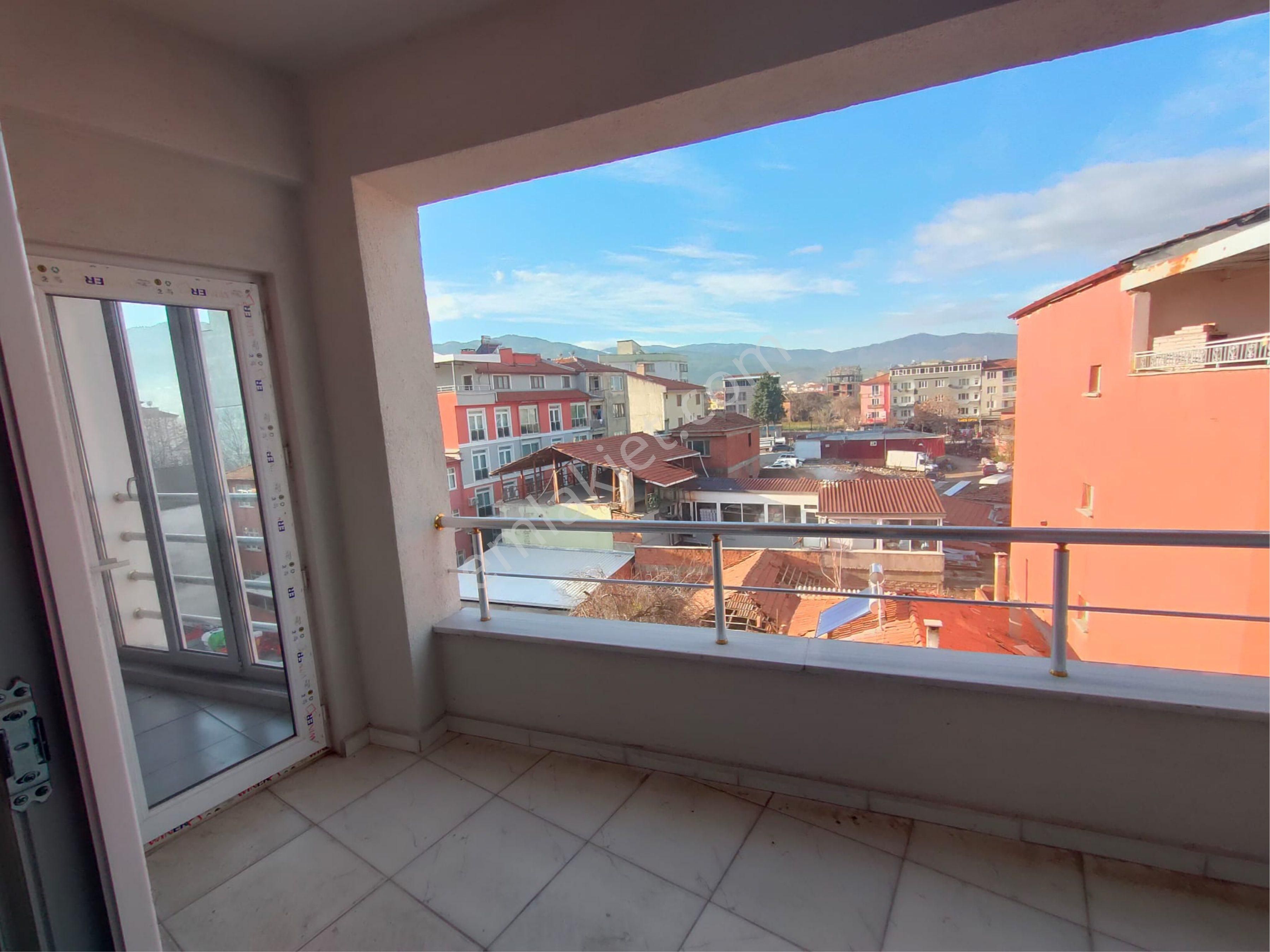 Sındırgı Kurtuluş Mh De 3+1 Satılık Dairey - Görsel 7