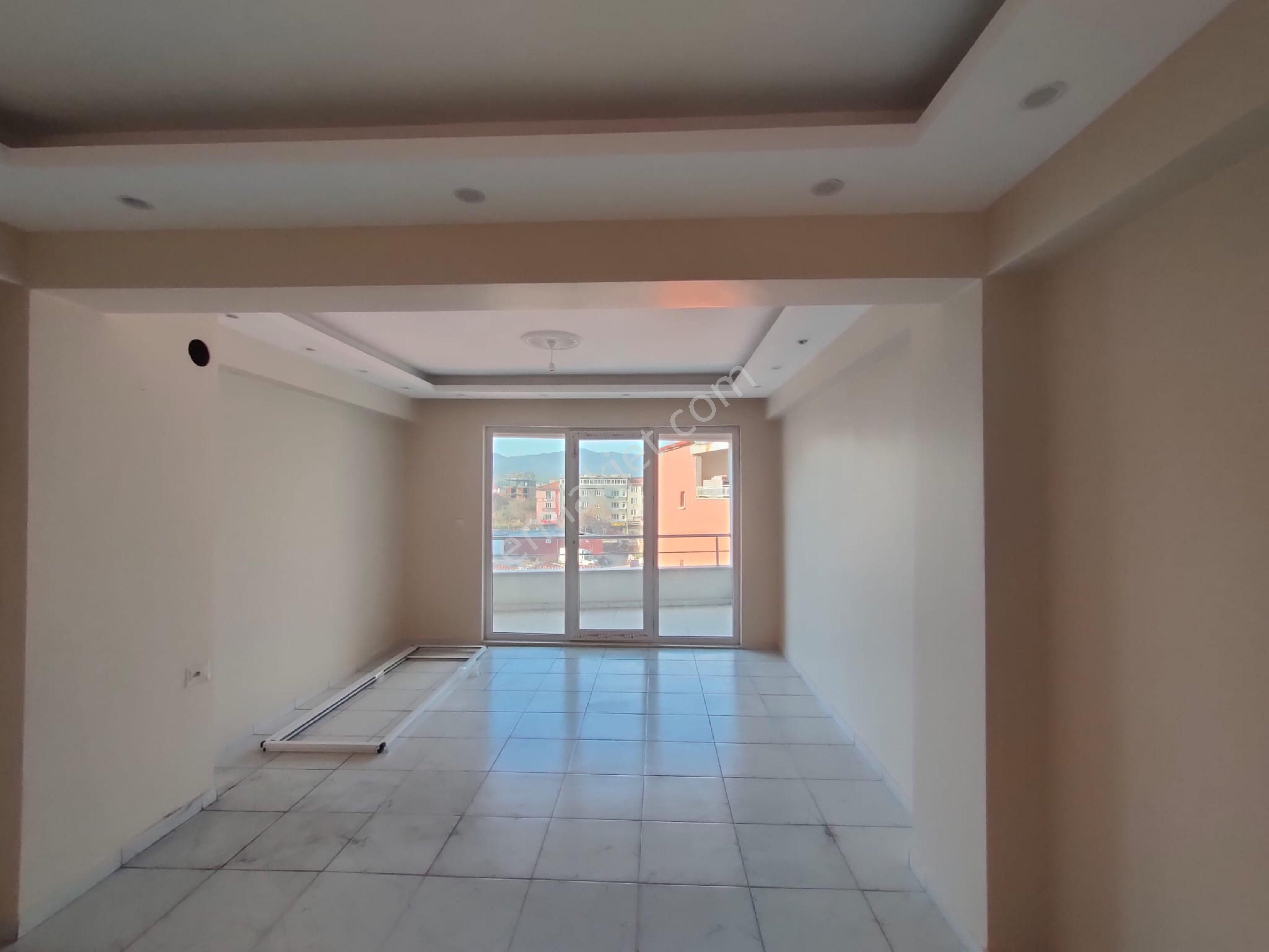 Sındırgı Kurtuluş Mh De 3+1 Satılık Dairey - Görsel 4