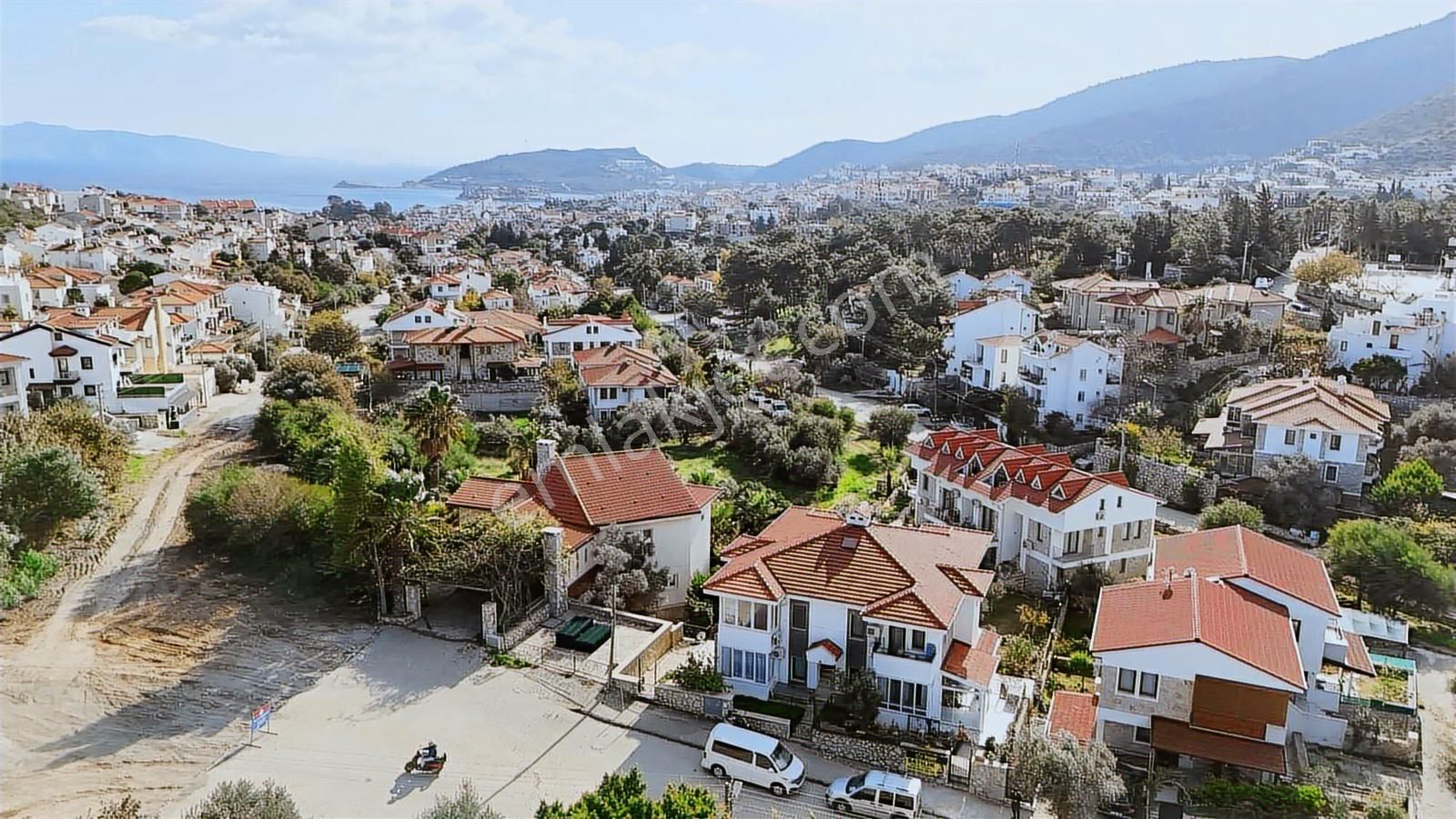 Satılık Datça Merkez'de Fırsat Karanlık Odasız Bahçeli 2+1 Daire - Görsel 17