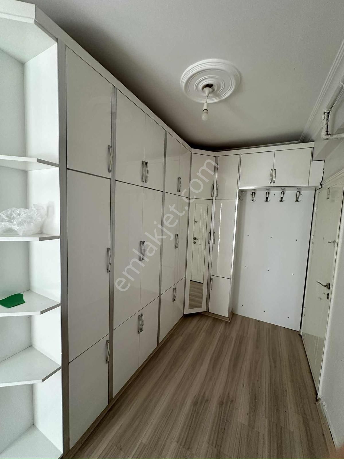 Gökkuşağı Düğün Salonu Yanında Taşınmaya Hazır 3+1 Kocaman Daire - Görsel 10