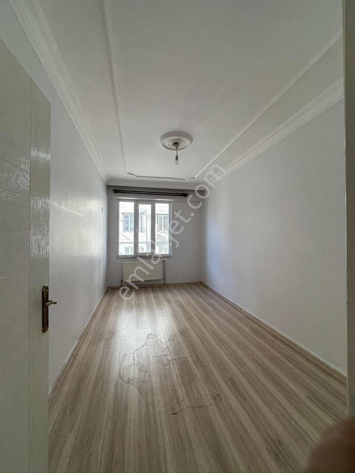 Gökkuşağı Düğün Salonu Yanında Taşınmaya Hazır 3+1 Kocaman Daire - Görsel 4